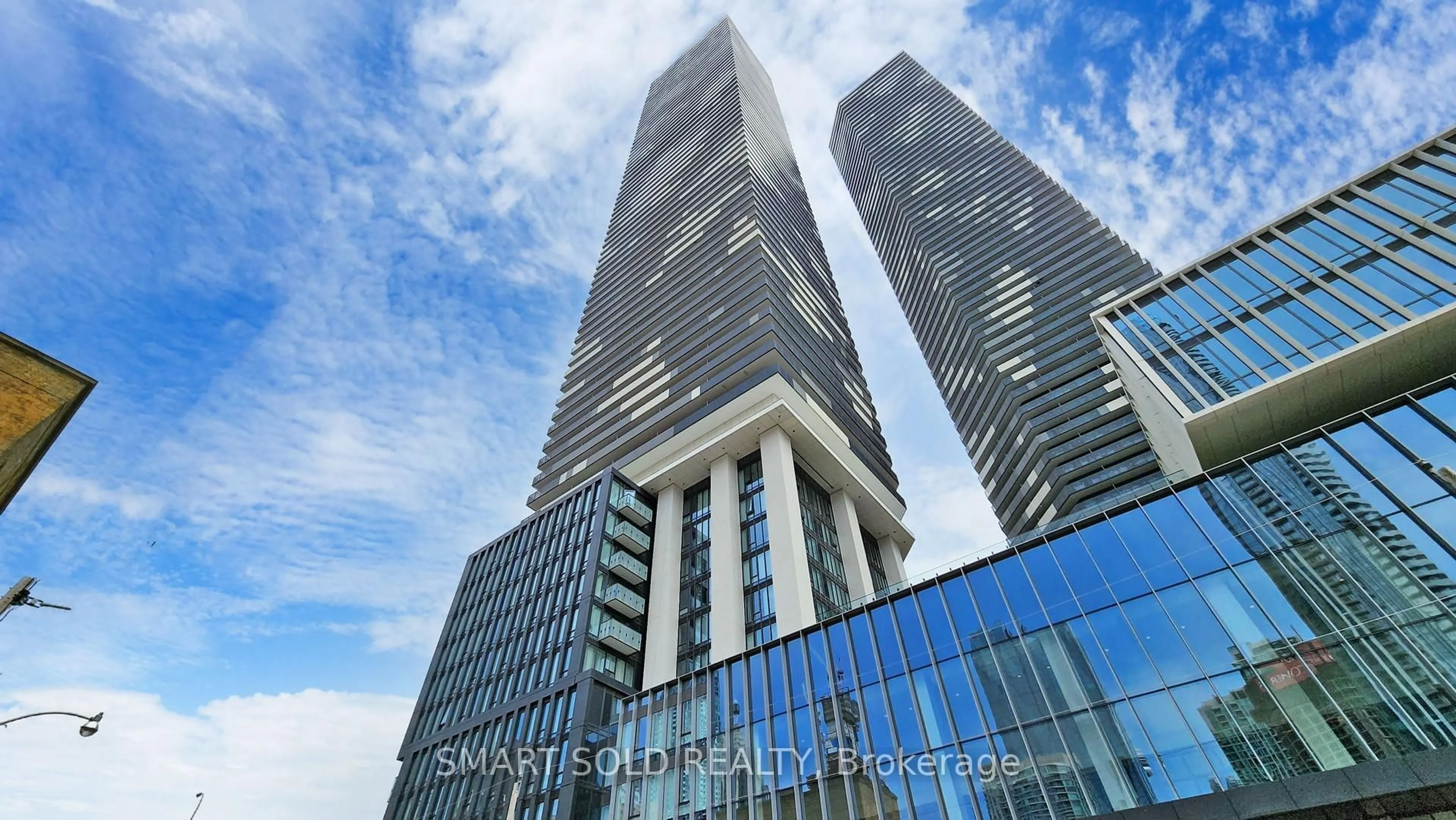 Unknown for 55 Cooper St #5802, Toronto Ontario M5E 0G1