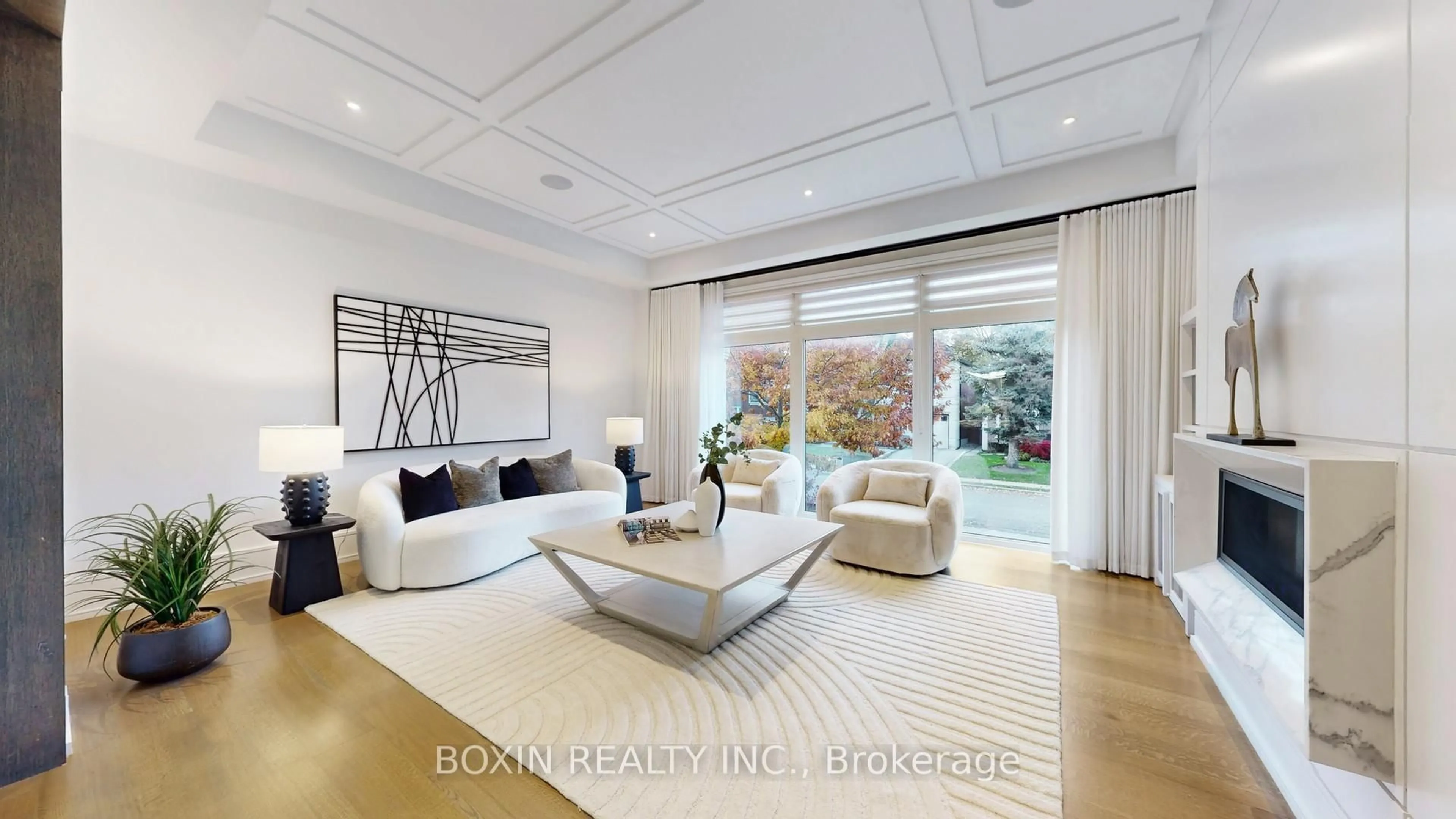 Living room with furniture, unknown for 9 Shelborne Ave, Toronto Ontario M5N 1Y8