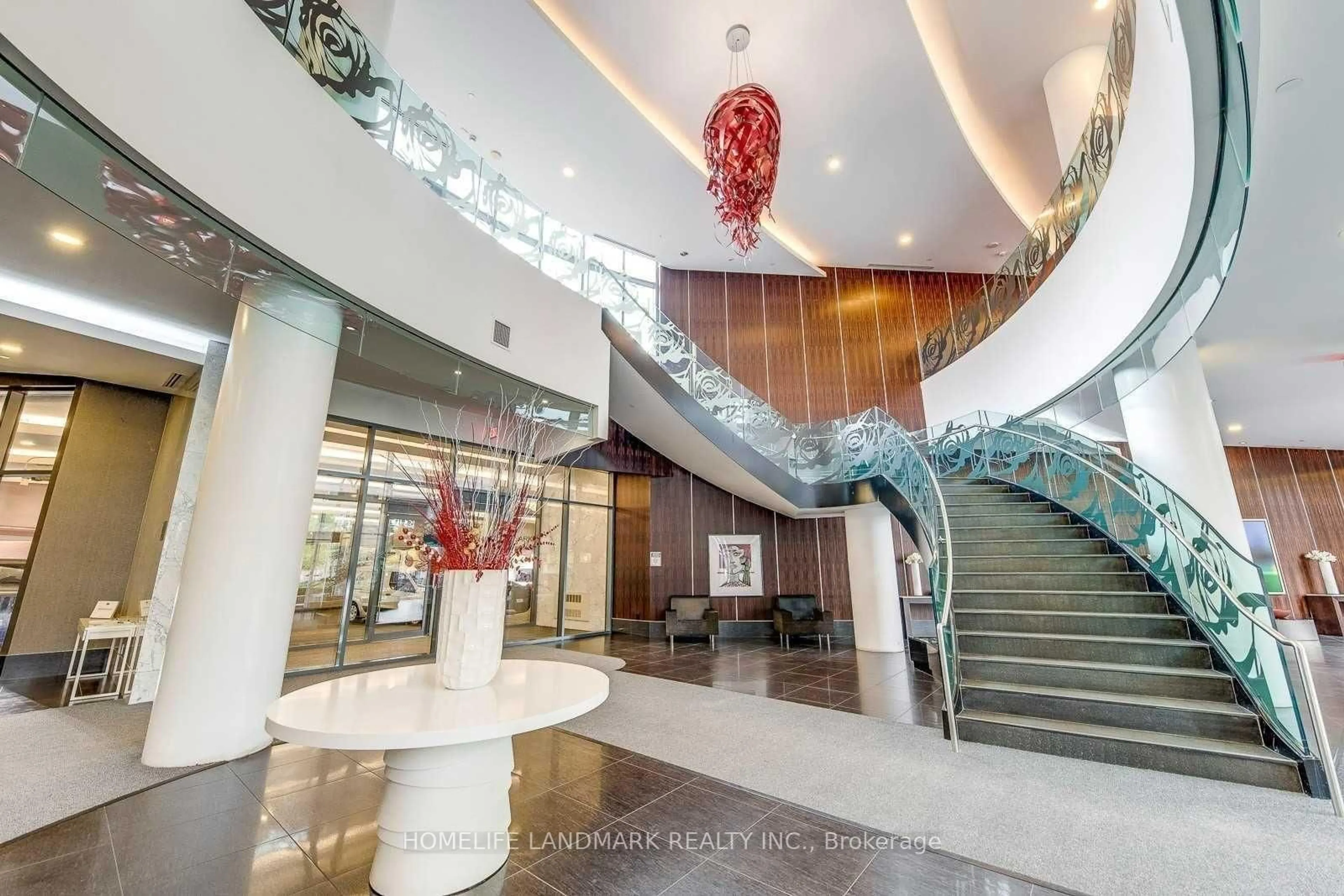 Indoor foyer for 5162 Yonge St #2608, Toronto Ontario M2N 0E9