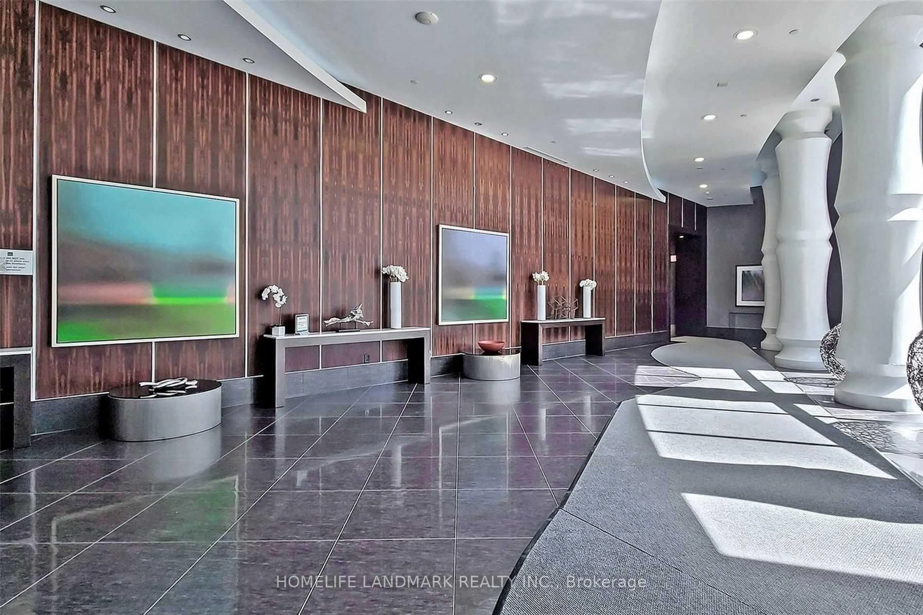 Lobby for 5162 Yonge St #2608, Toronto Ontario M2N 0E9