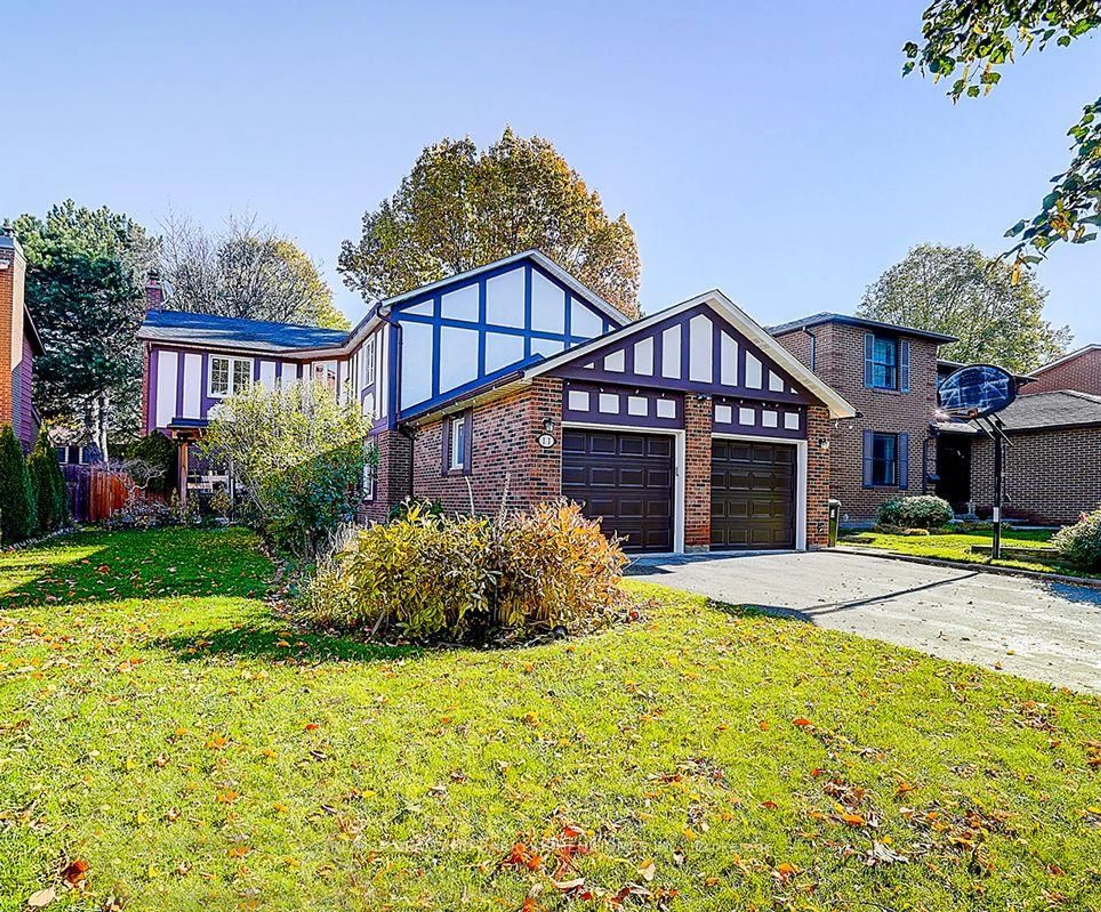 Home with brick exterior material, street for 11 Elkpath Ave, Toronto Ontario M2L 2V9