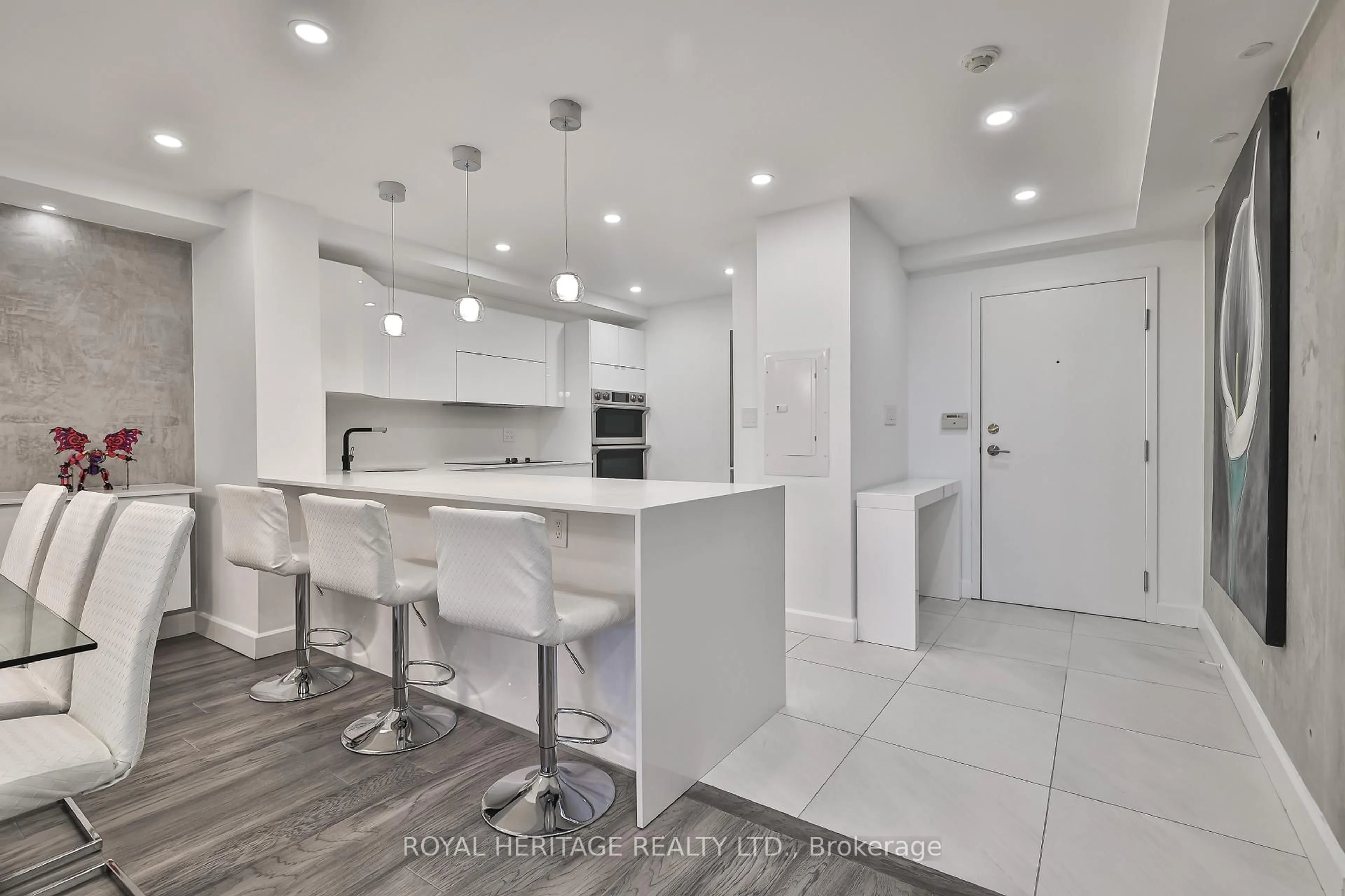 Open concept kitchen, ceramic/tile floor for 10 Torresdale Ave #801, Toronto Ontario M2R 3V8