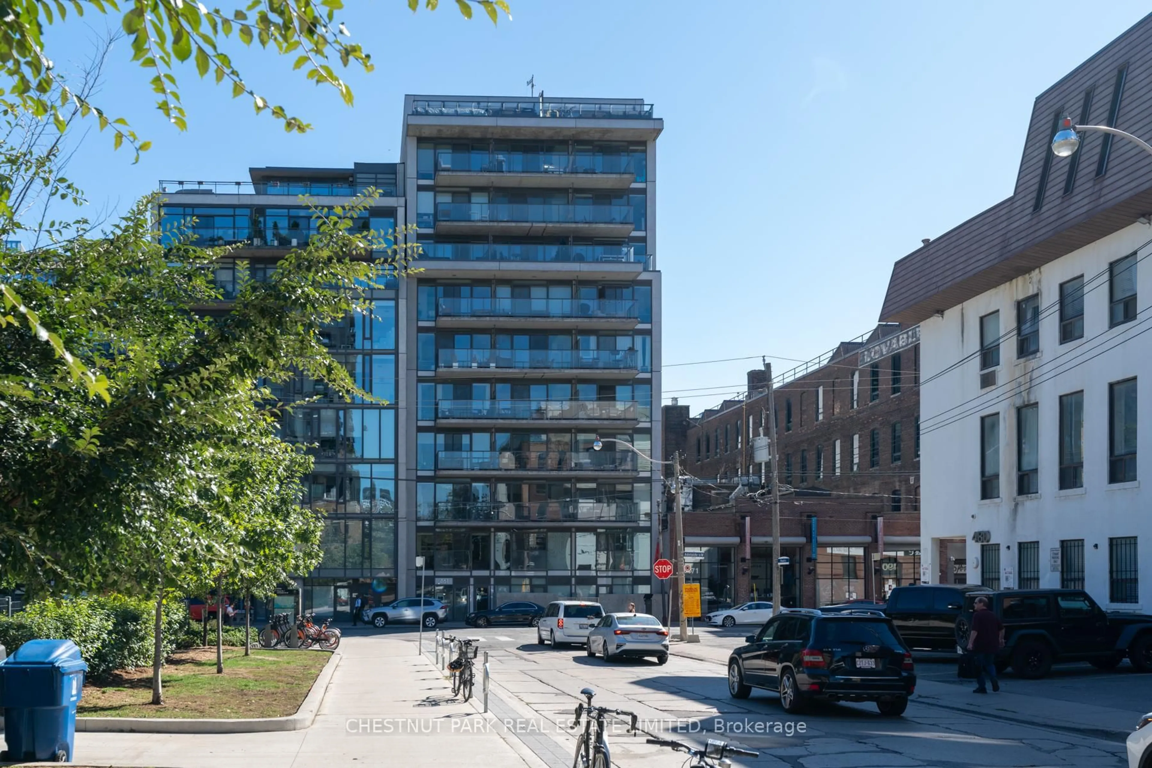 Unknown for 461 Adelaide St #230, Toronto Ontario M5V 0L6