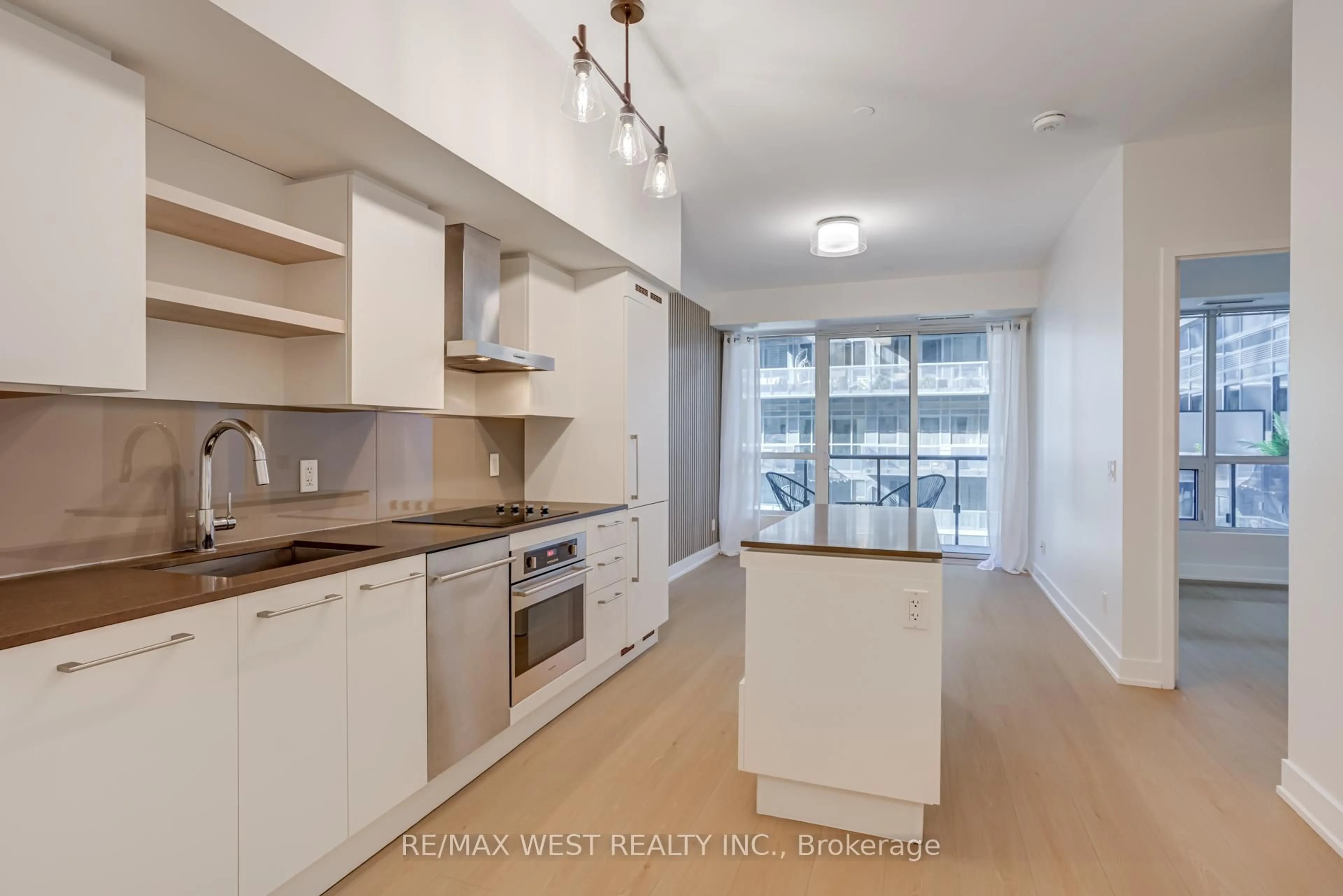 Unknown for 1030 King St #431, Toronto Ontario M6K 3N3