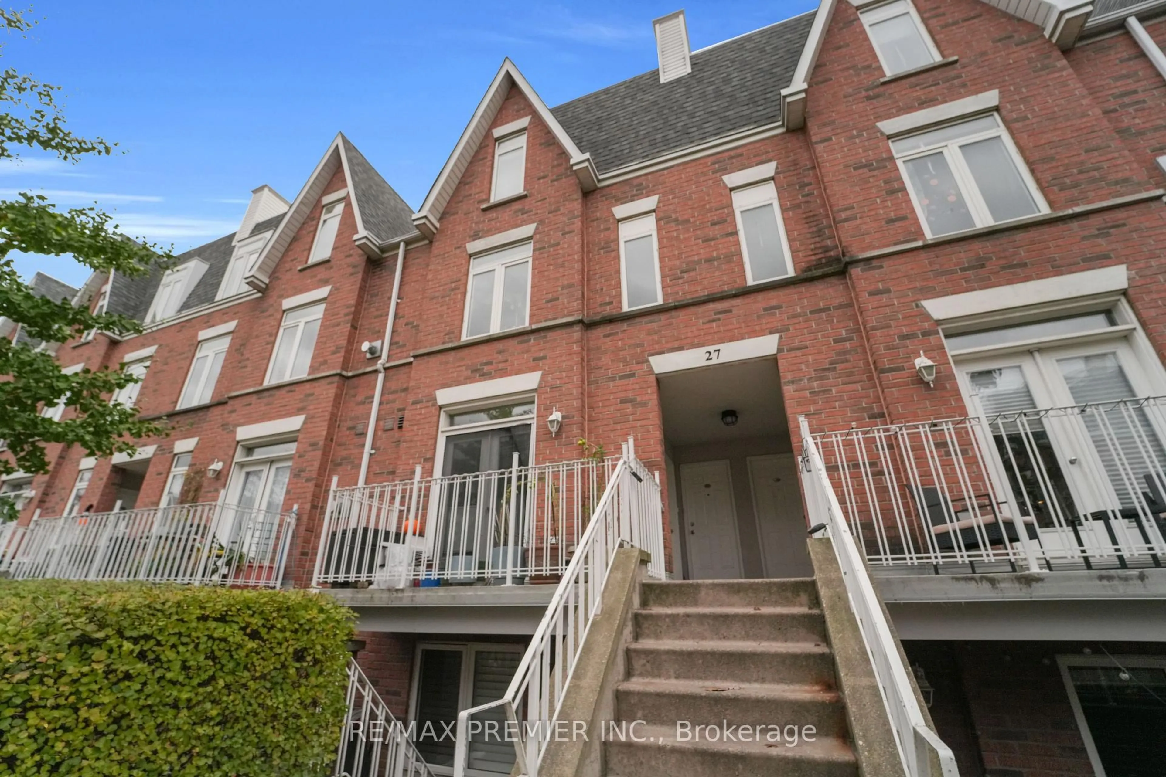 Unknown for 27 Sudbury St #2704, Toronto Ontario M6J 3W6
