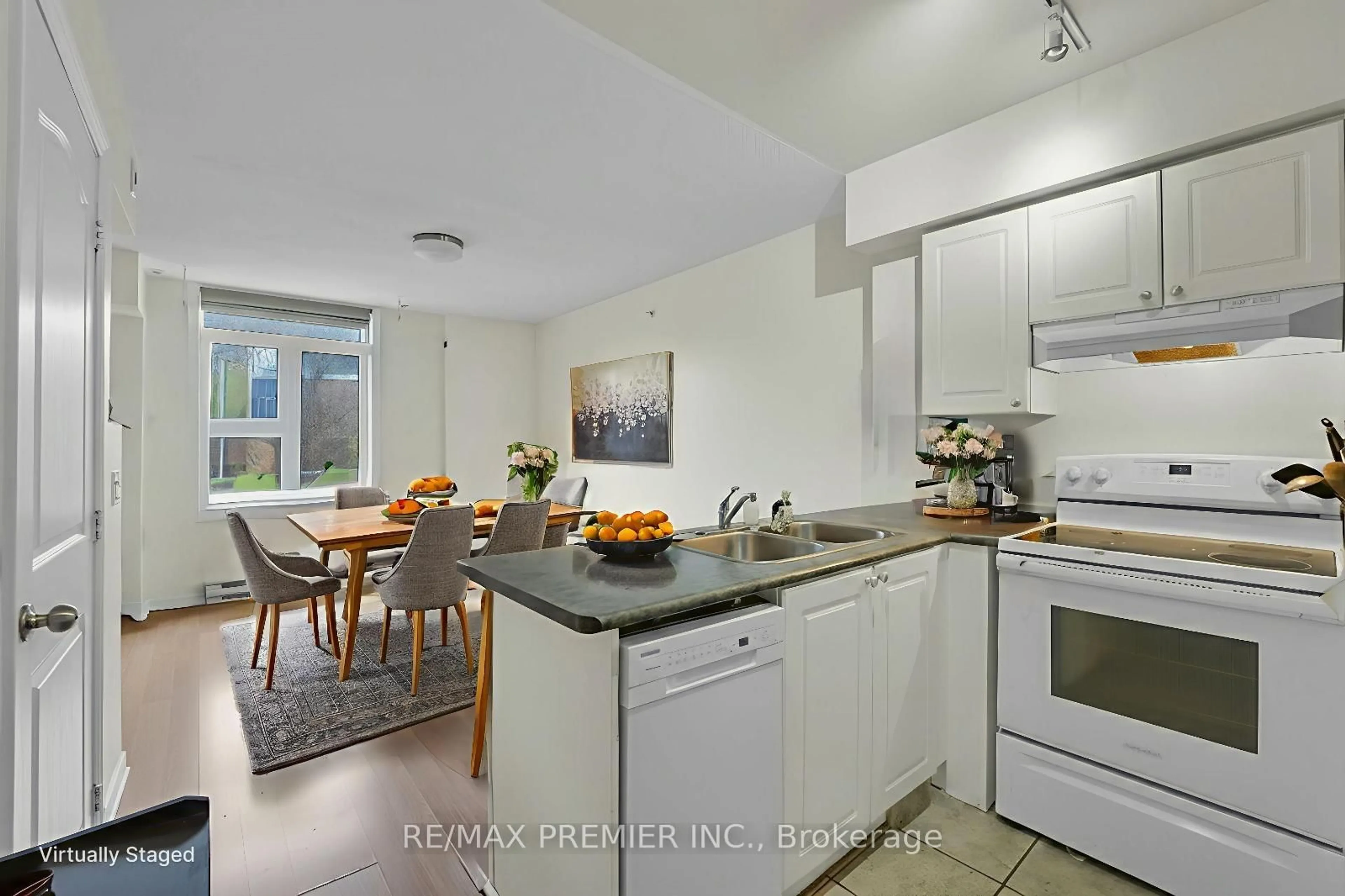 Unknown for 27 Sudbury St #2704, Toronto Ontario M6J 3W6