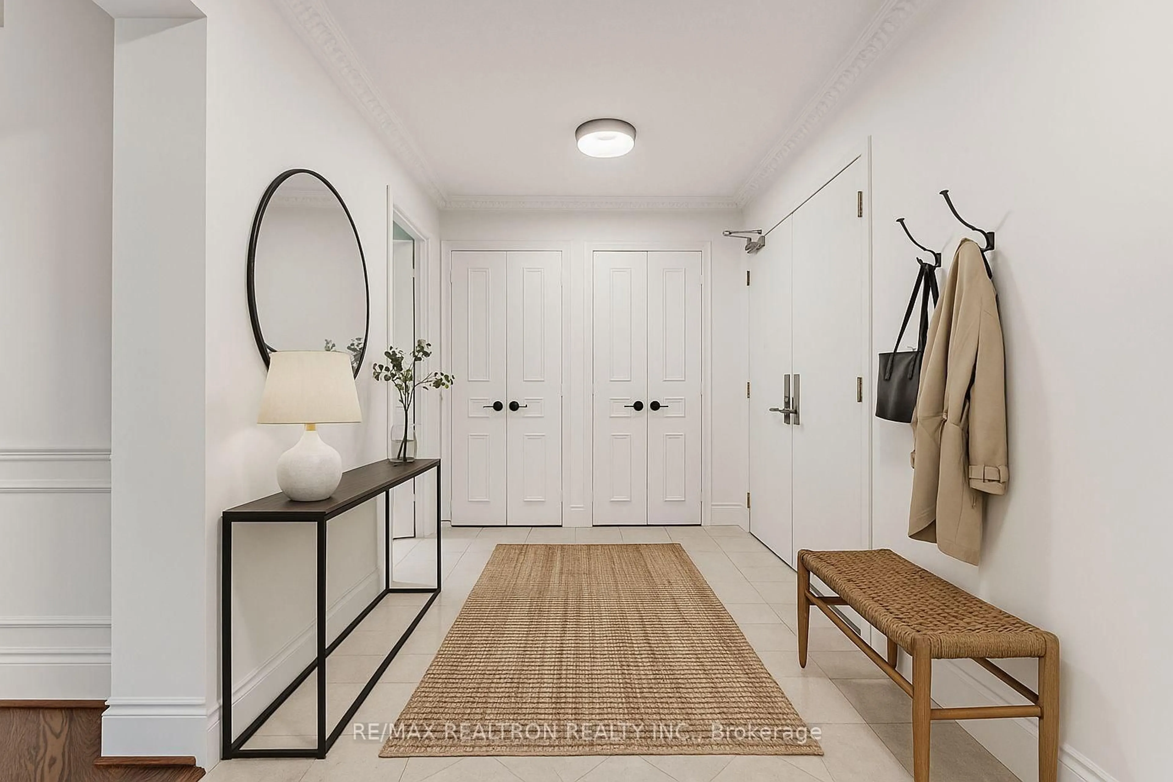 Indoor entryway for 89 Skymark Dr #2107, Toronto Ontario M2H 3S6