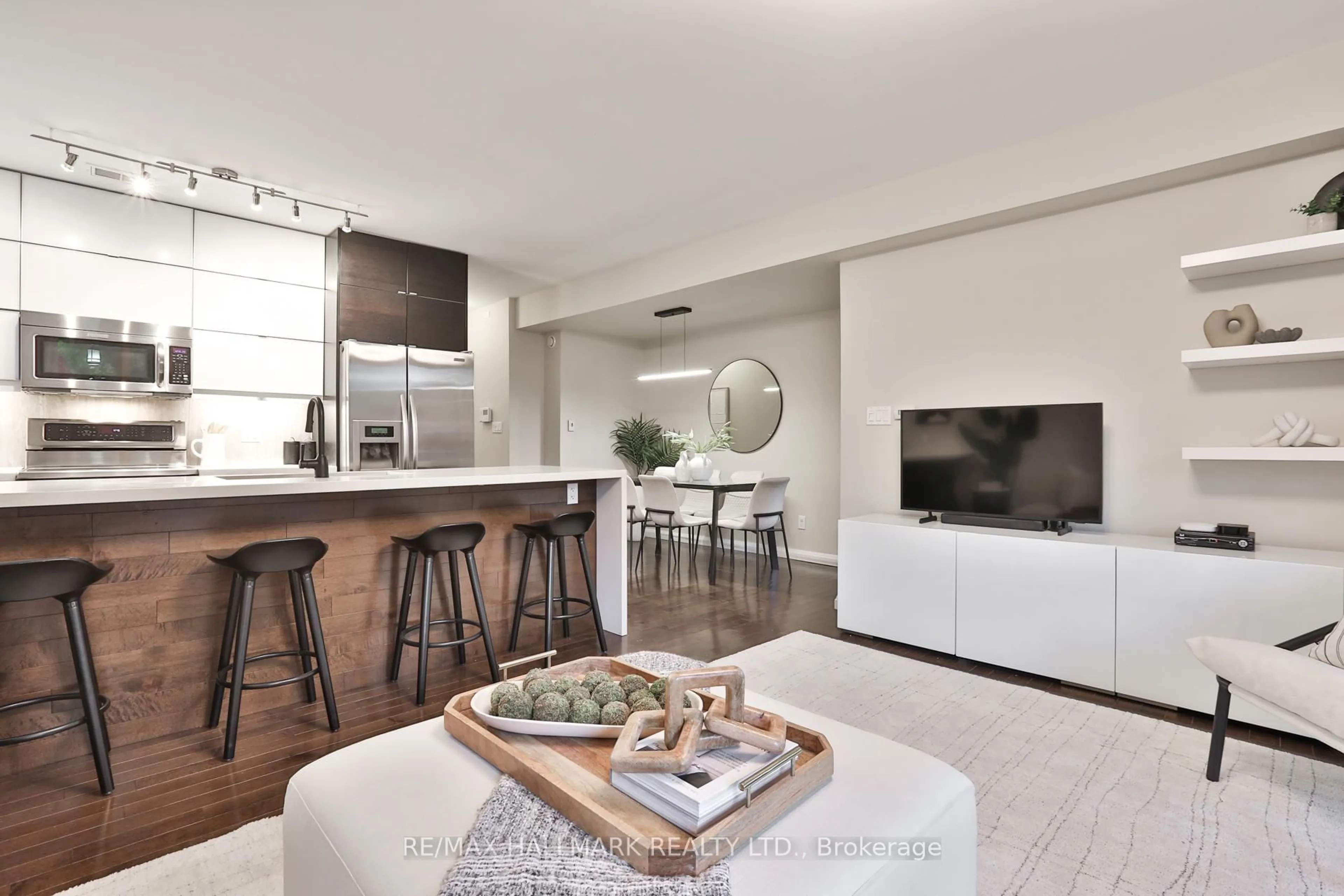 Open concept kitchen, unknown for 95 Ilford Rd, Toronto Ontario M6G 2H4