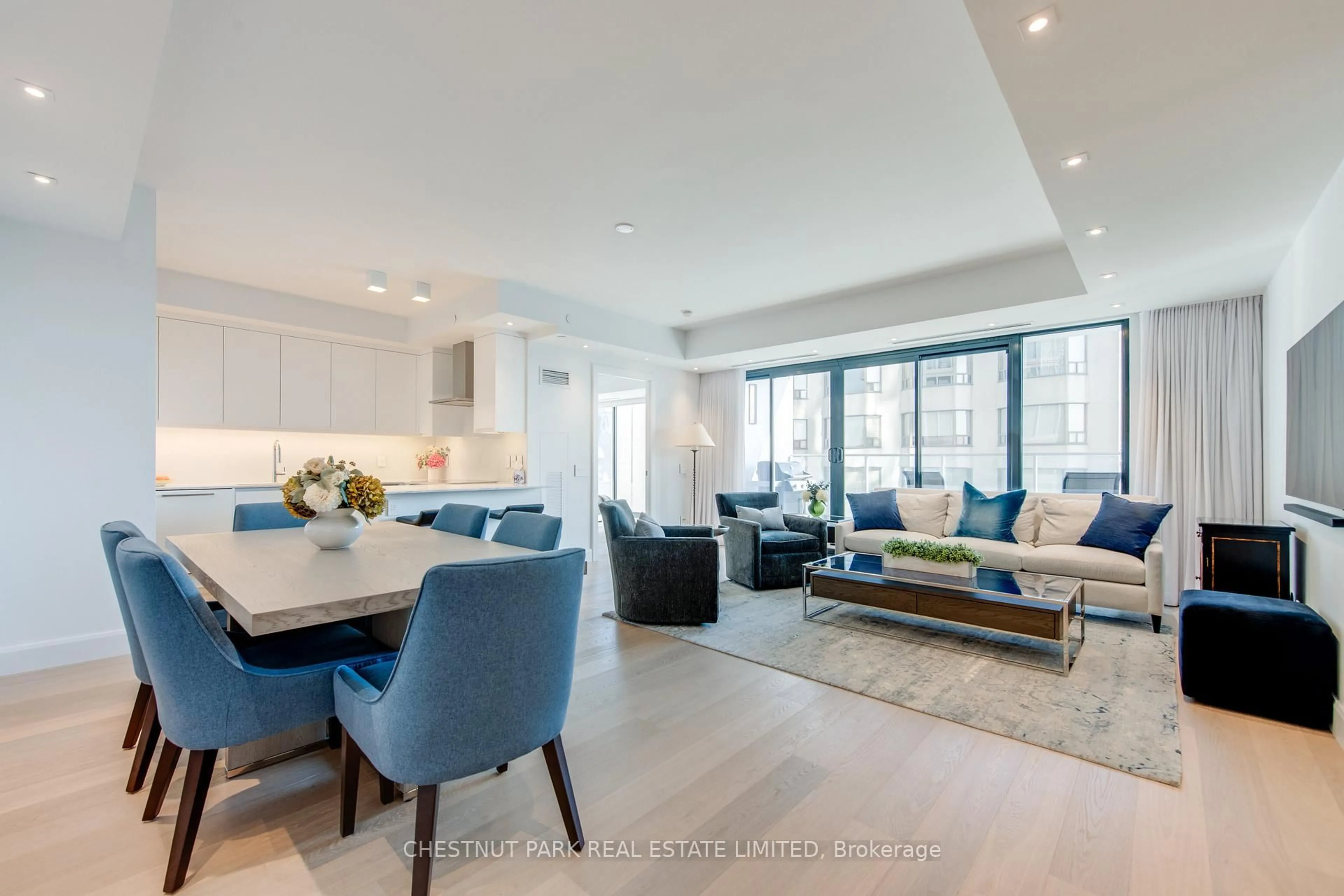 Living room with furniture, unknown for 200 Cumberland St #2703, Toronto Ontario M5R 0B7