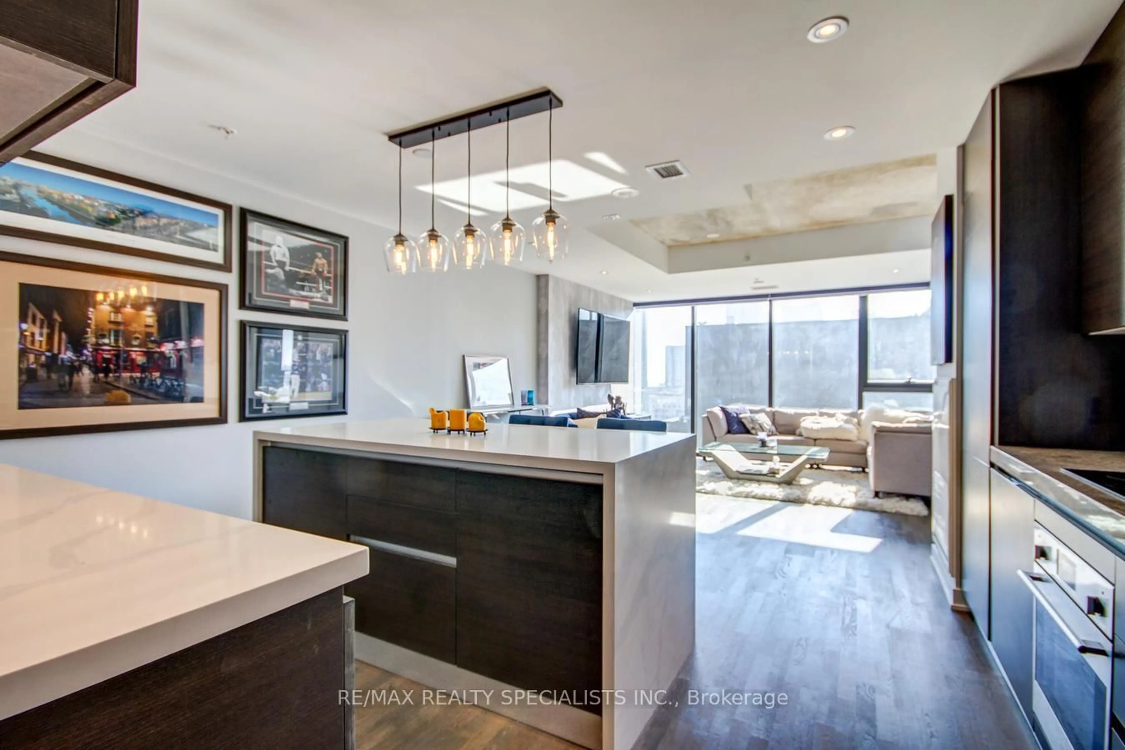 Contemporary kitchen, unknown for 629 King St #1227, Toronto Ontario M5V 1M5