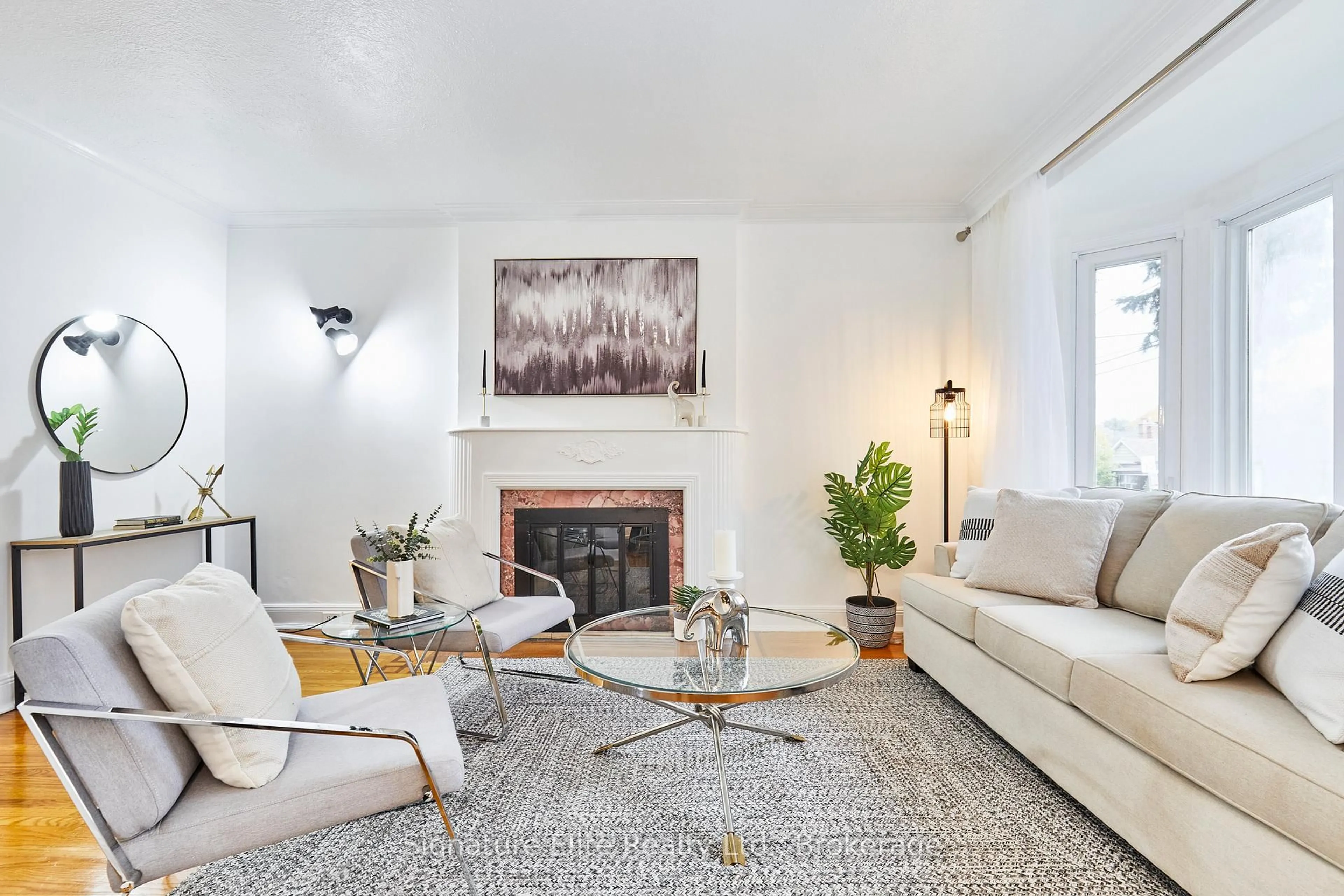 Living room with furniture, unknown for 70 Gloucester Grve, Toronto Ontario M6C 2A5