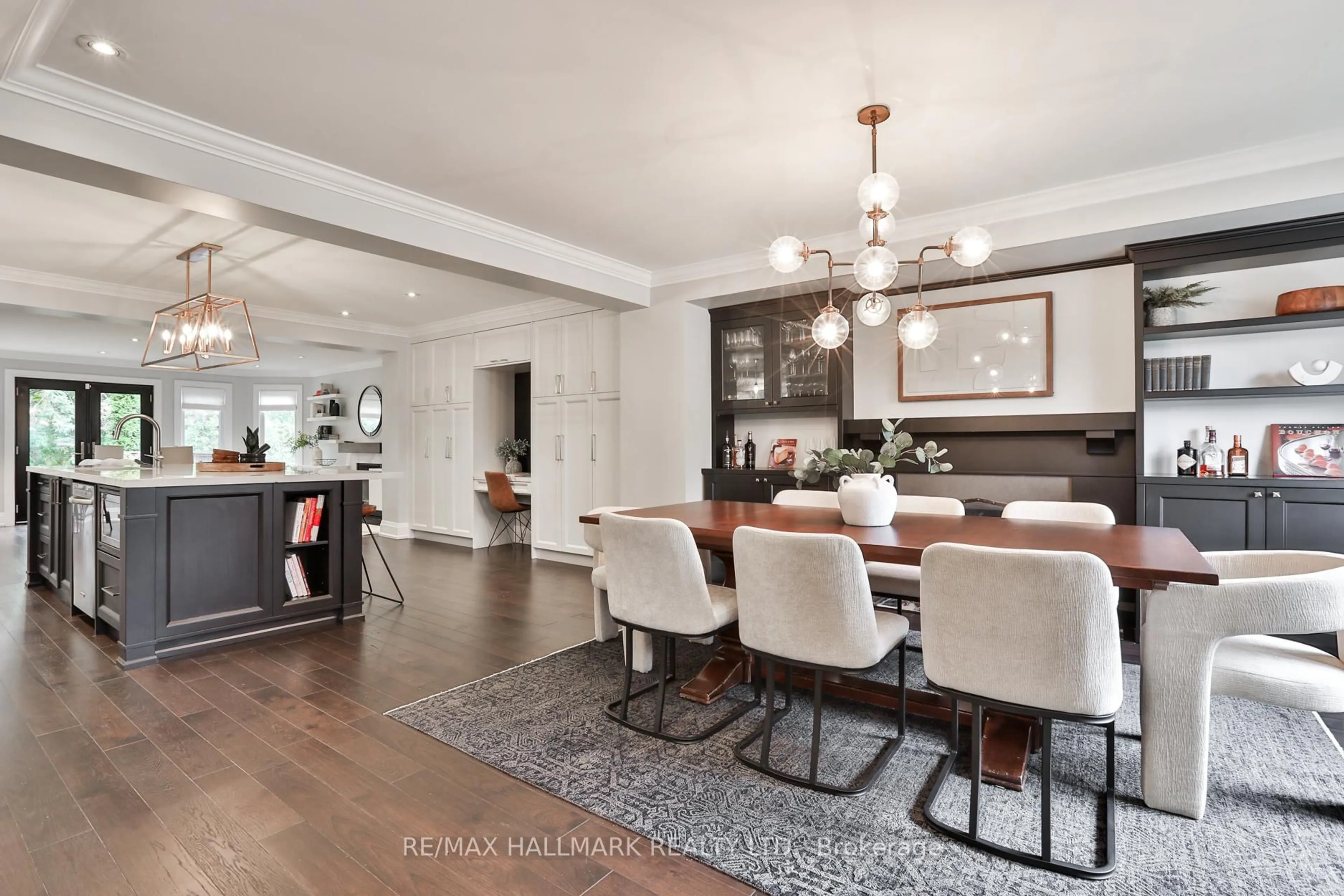 Open concept kitchen, unknown for 122 Wilson Ave, Toronto Ontario M5M 3A1