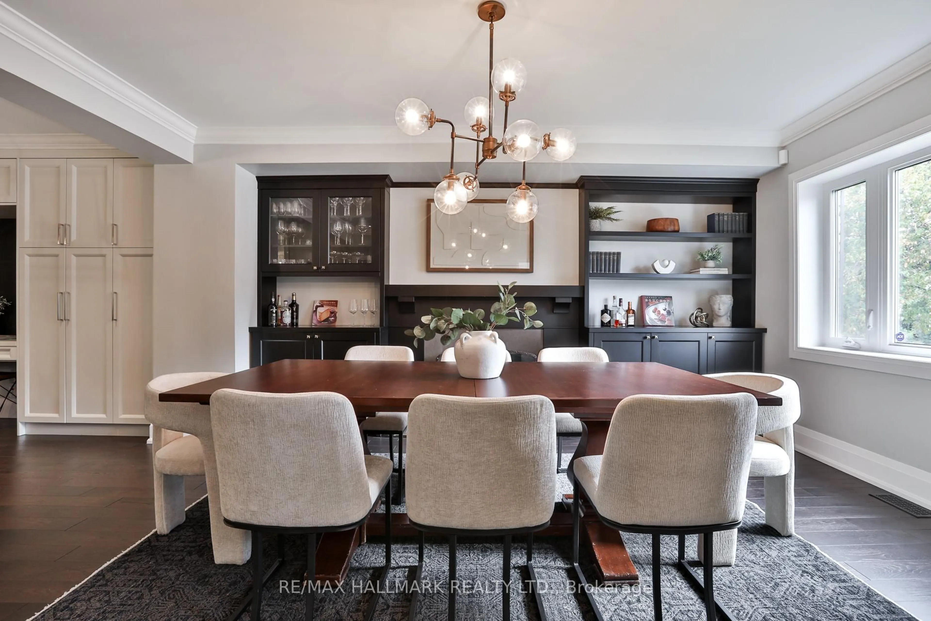 Dining room, unknown for 122 Wilson Ave, Toronto Ontario M5M 3A1