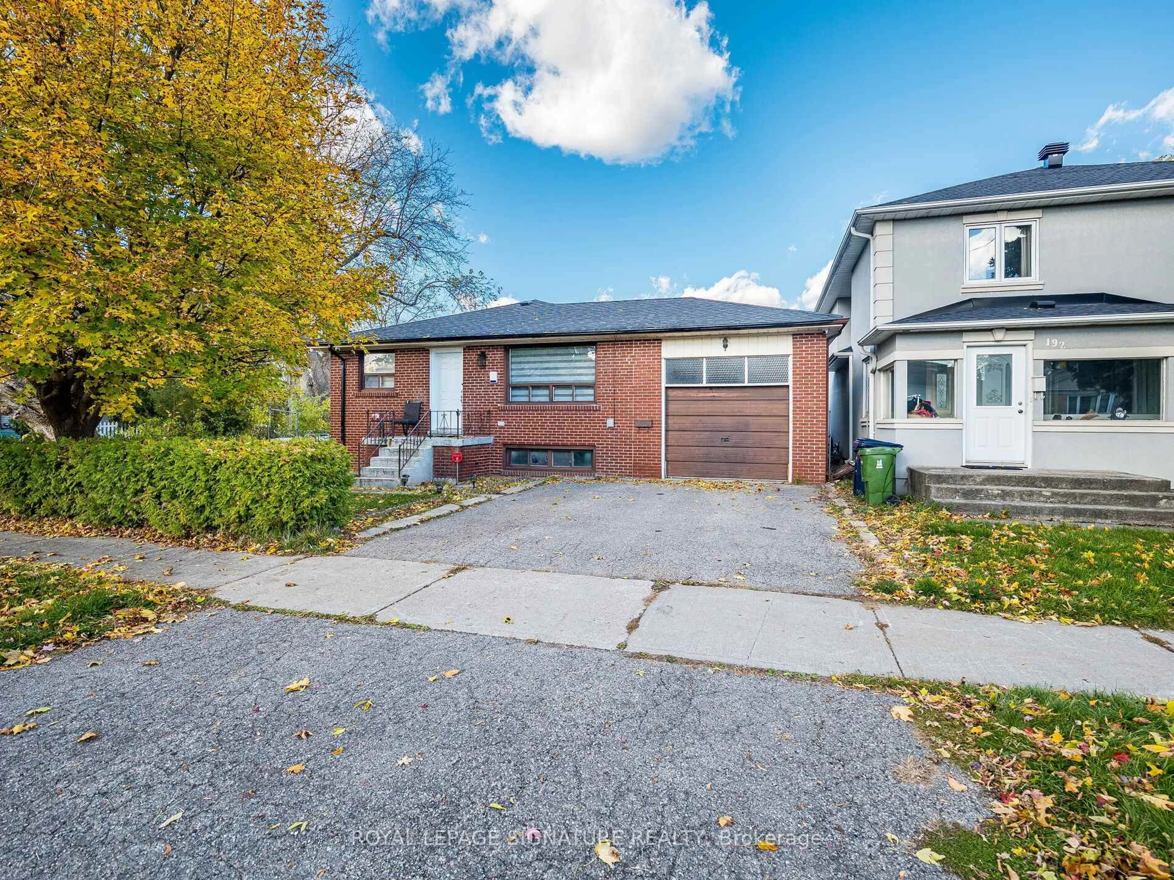 Home with brick exterior material, street for 194 Pleasant Ave, Toronto Ontario M2M 1M3