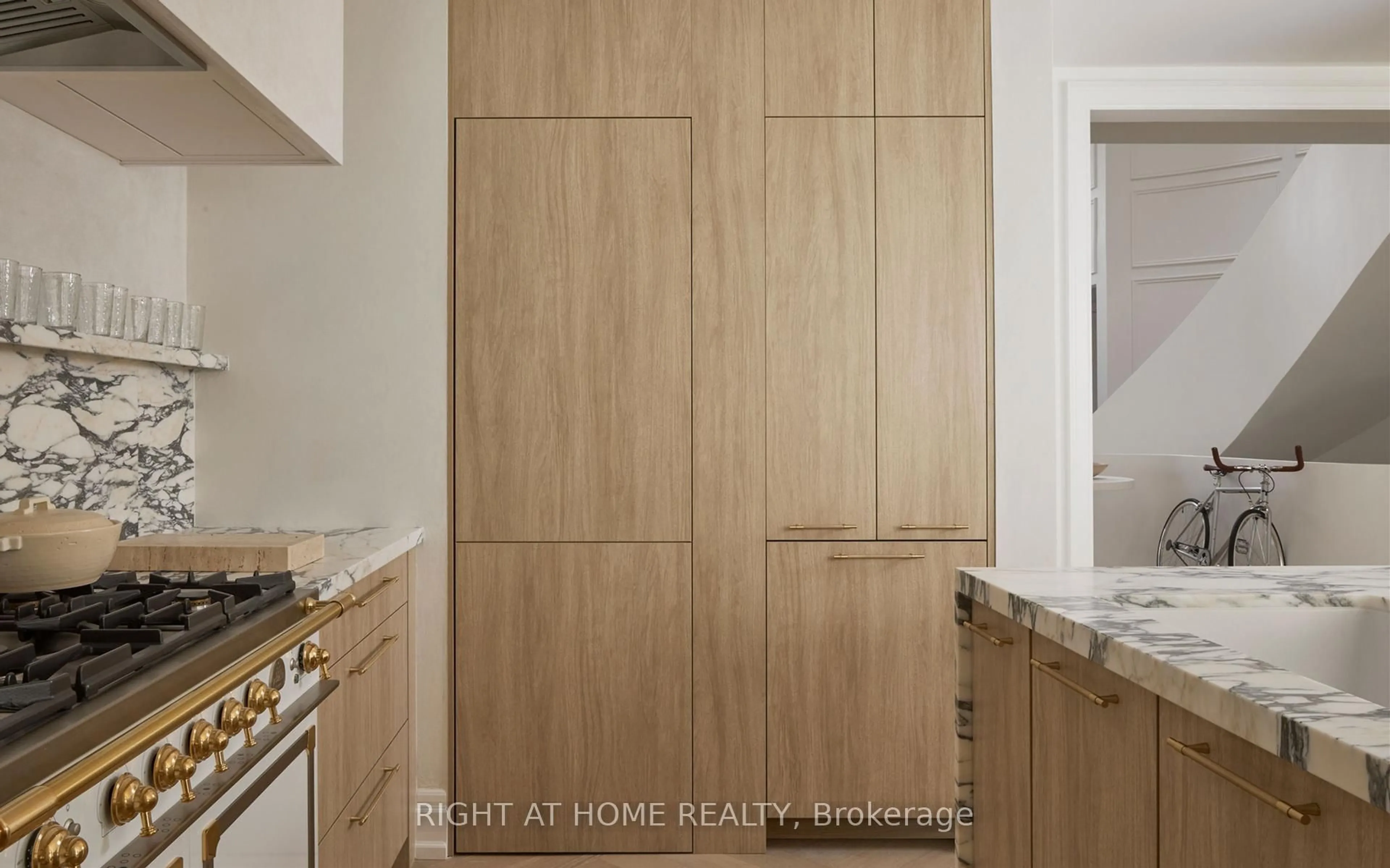 Contemporary kitchen, wood/laminate floor for 37 Rippleton Rd, Toronto Ontario M3B 1H4