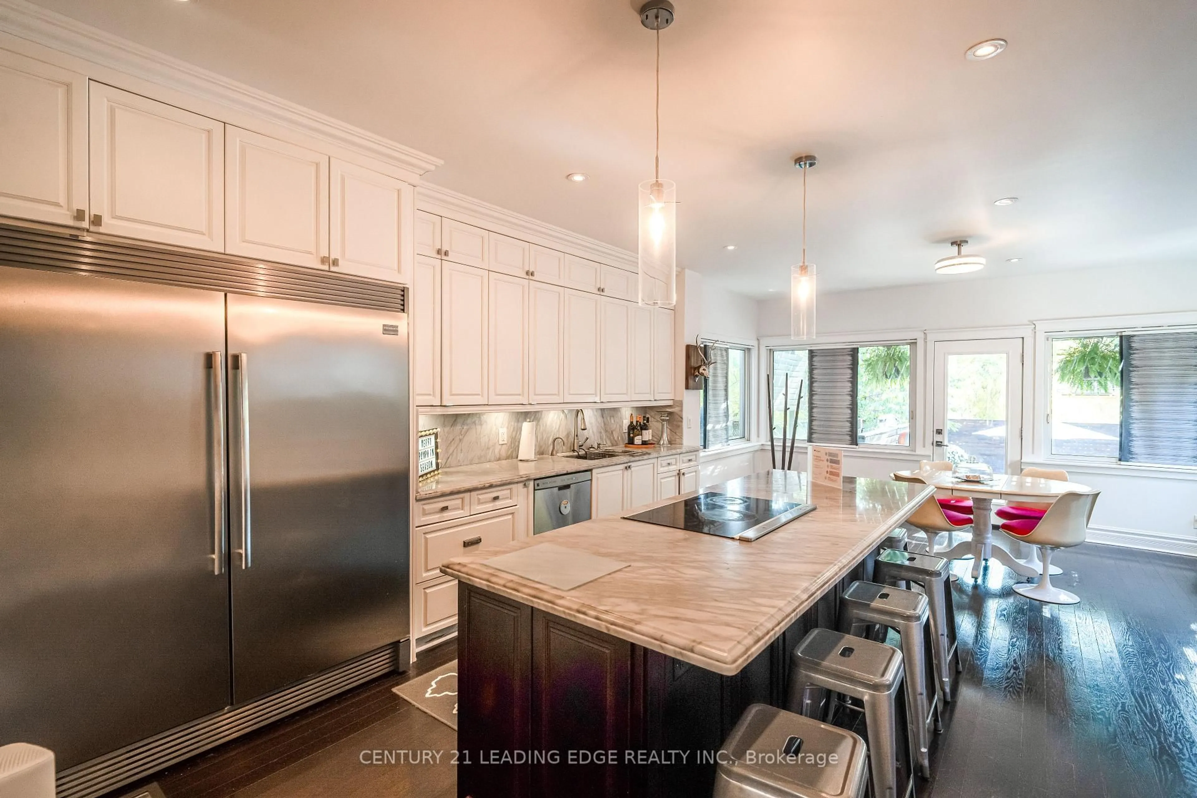 Open concept kitchen, unknown for 137 PARKVIEW Ave, Toronto Ontario M2N 3Y6