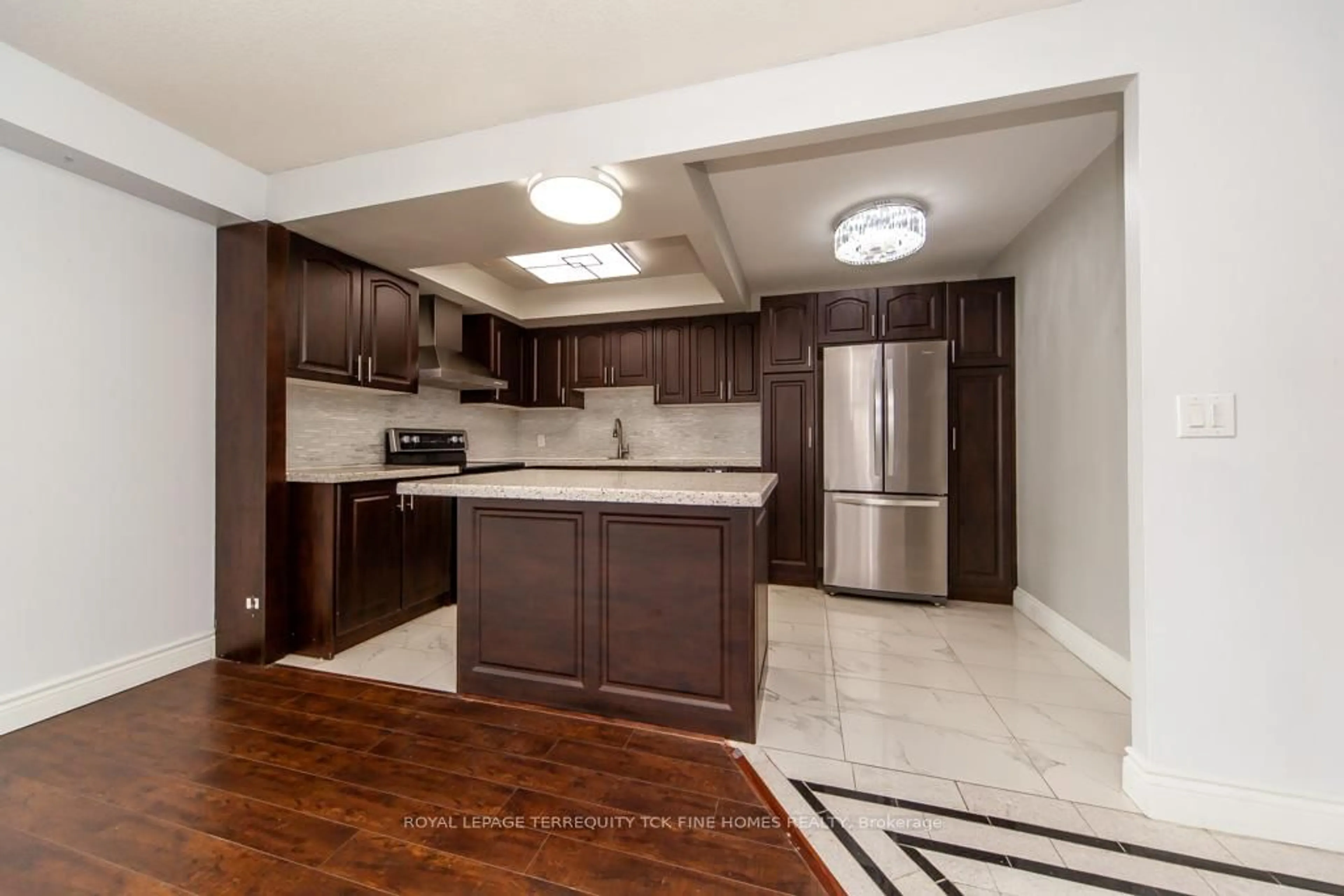 Open concept kitchen, unknown for 215 Wynford Dr #1905, Toronto Ontario M3C 3P5