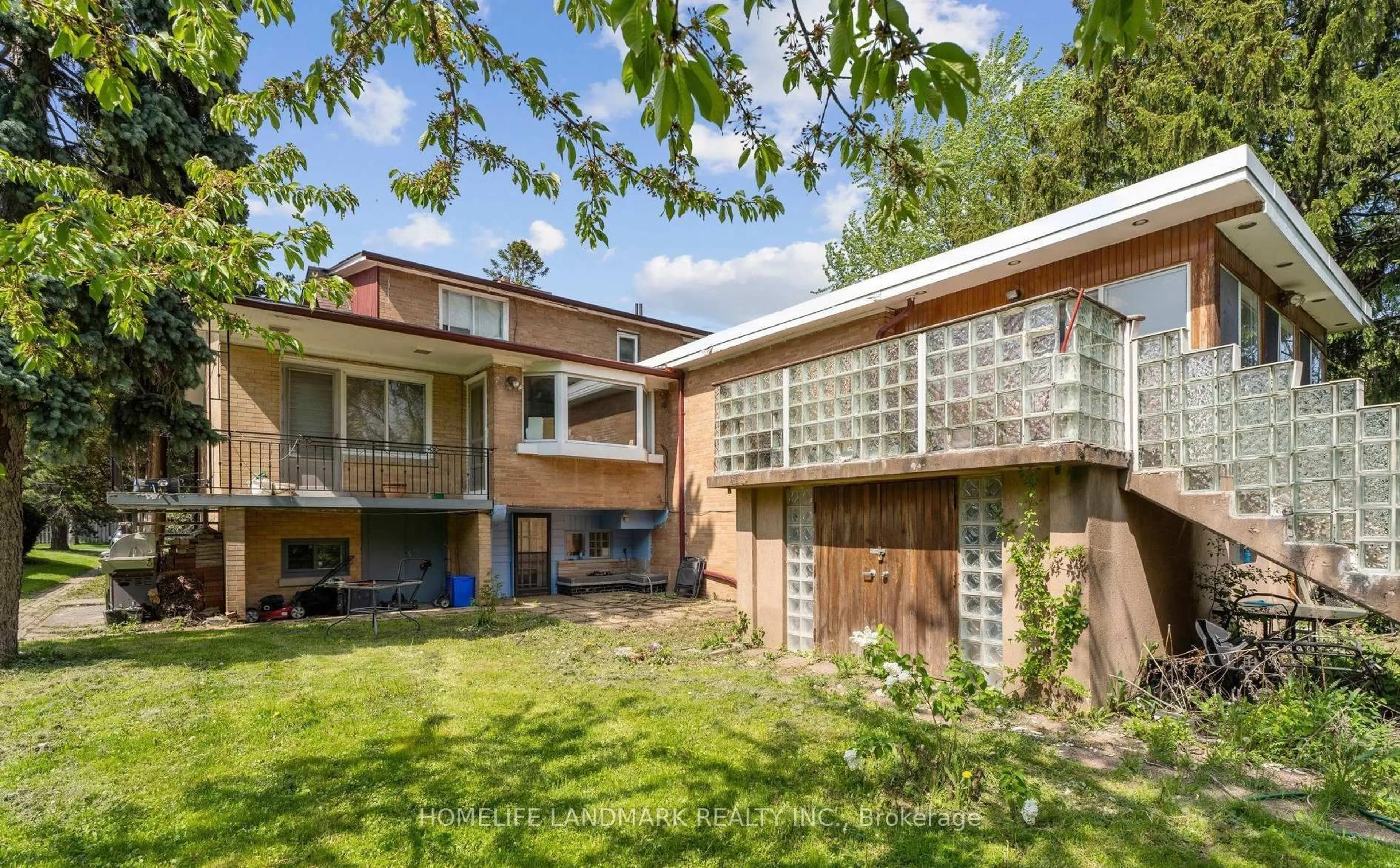 Home with brick exterior material, building for 149 Clanton Park Rd, Toronto Ontario M3H 2E6