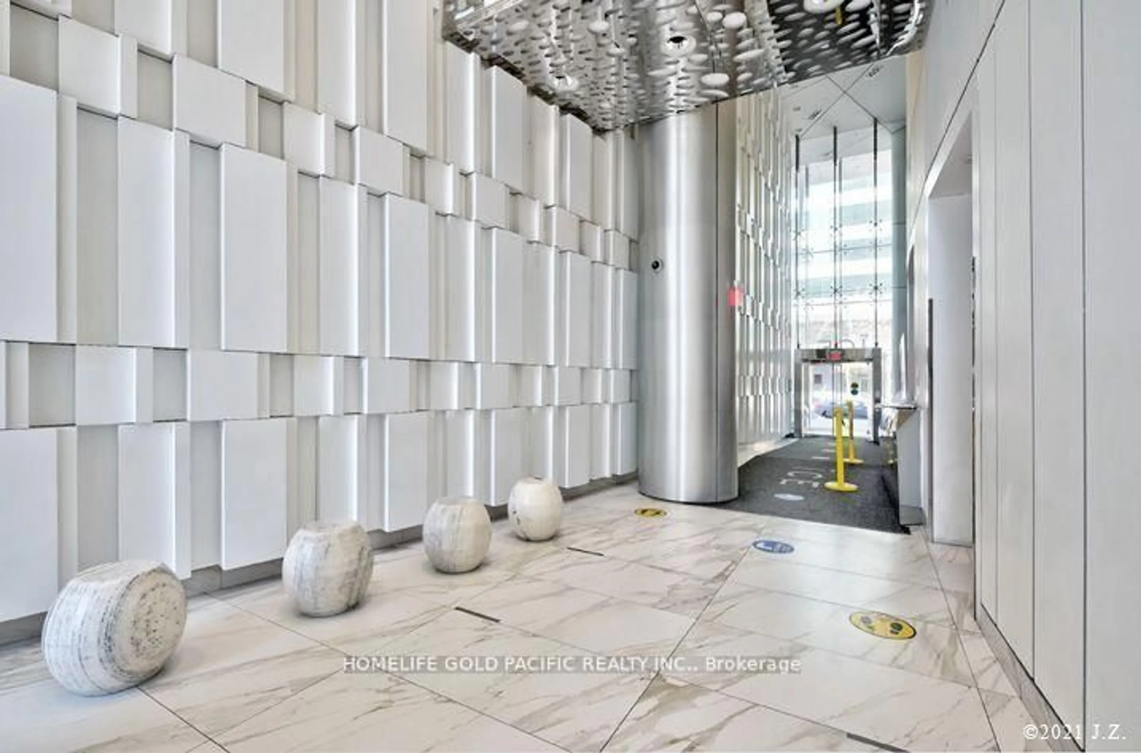 Lobby for 14 York St #802, Toronto Ontario M5J 0B1
