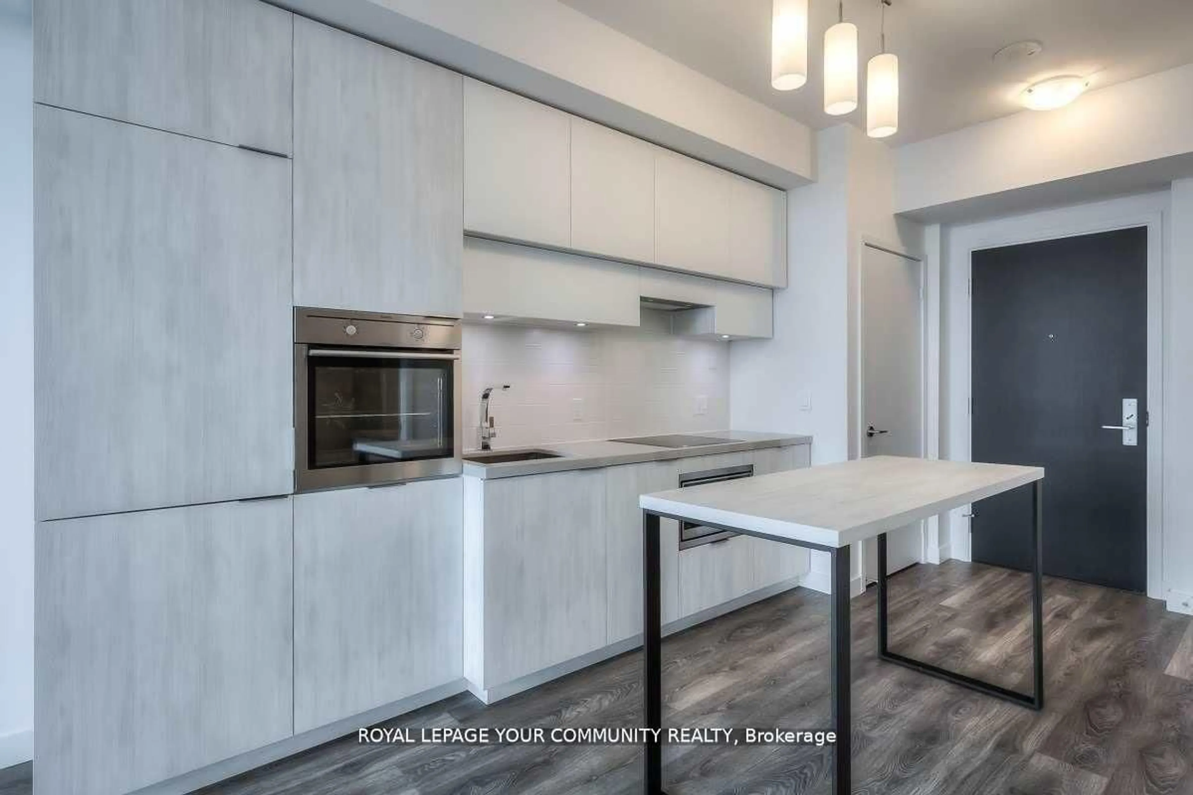 Open concept kitchen, unknown for 8 Eglinton Ave #4209, Toronto Ontario M4P 1A6