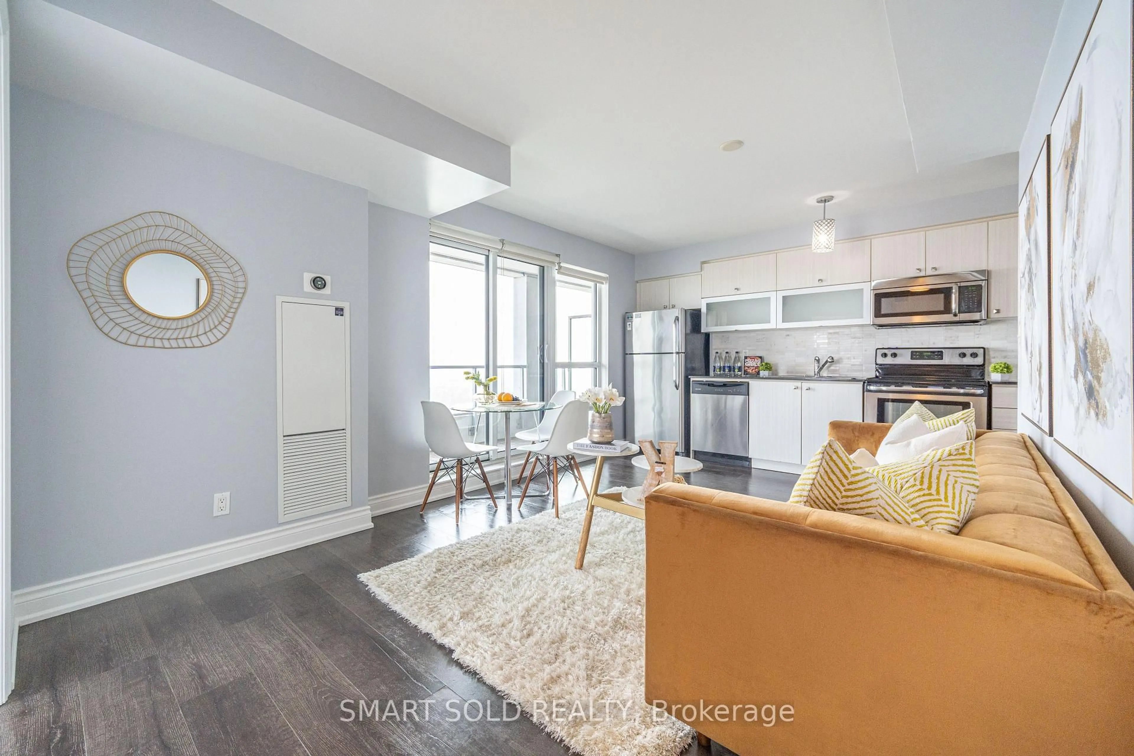 Open concept kitchen, unknown for 2015 Sheppard Ave #2904, Toronto Ontario M2J 0B3