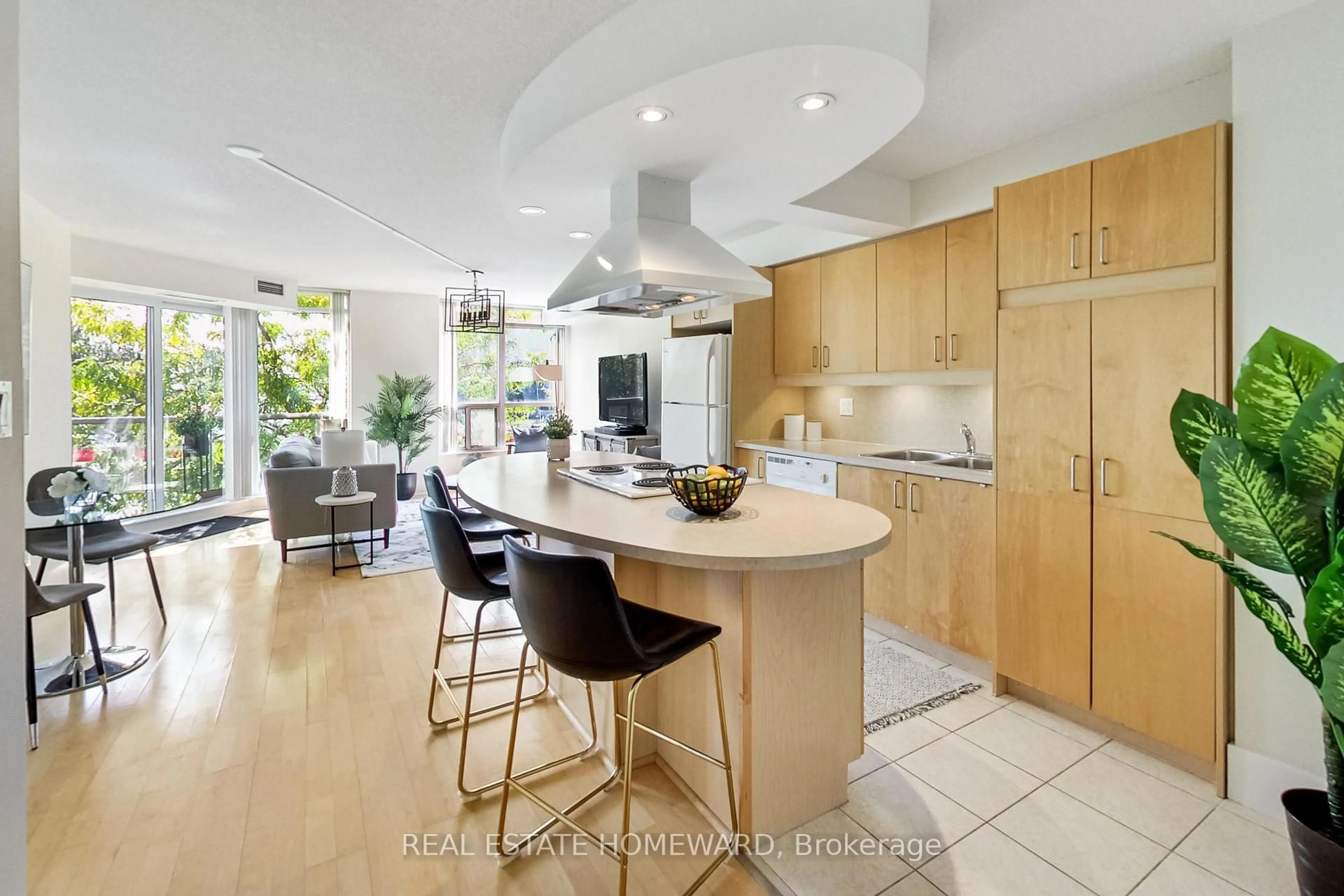 Contemporary kitchen, ceramic/tile floor for 550 Queens Quay #201, Toronto Ontario M5V 3M8