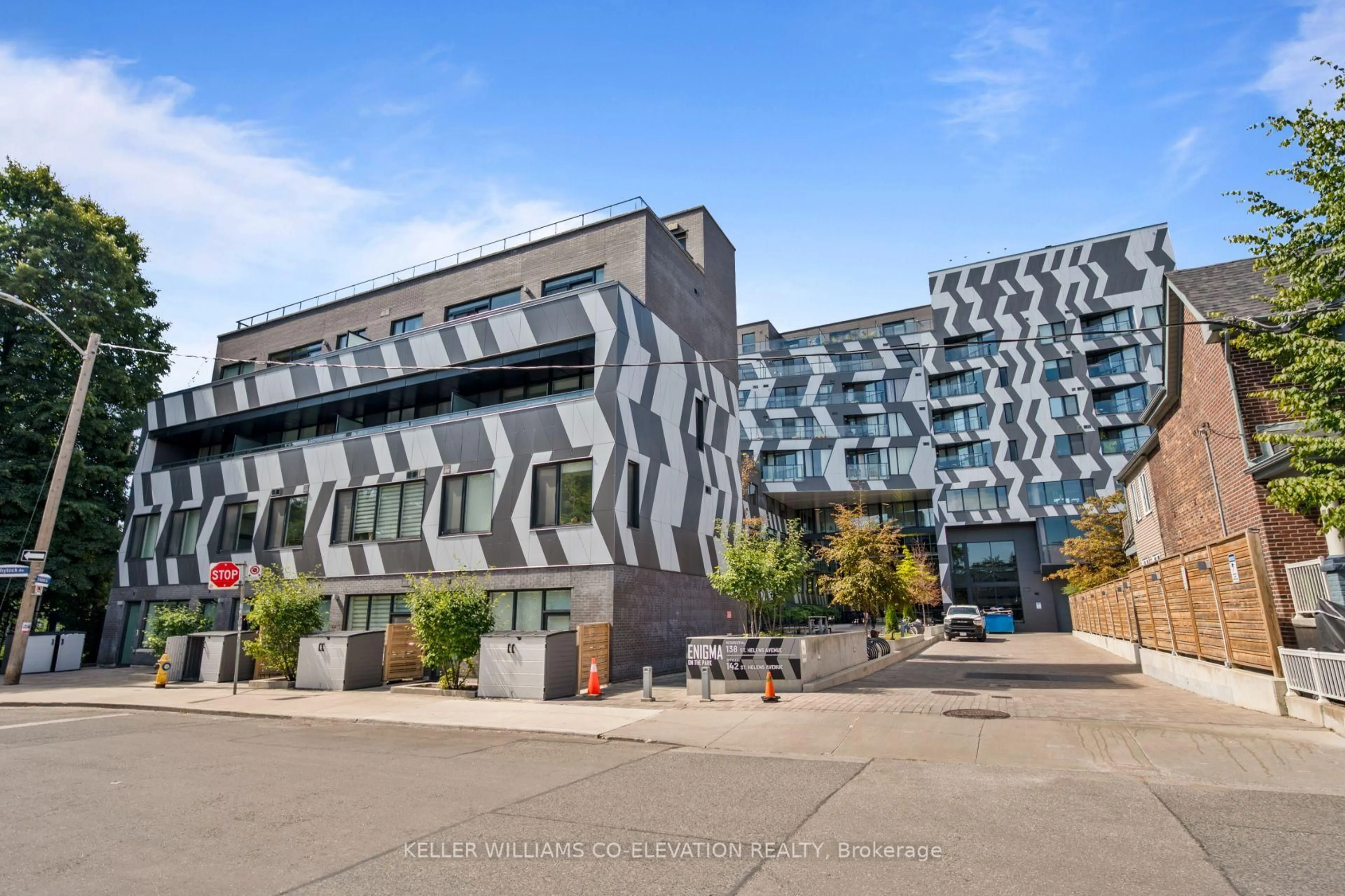 Unknown for 138 St Helens Ave #PH7, Toronto Ontario M6H 0B8