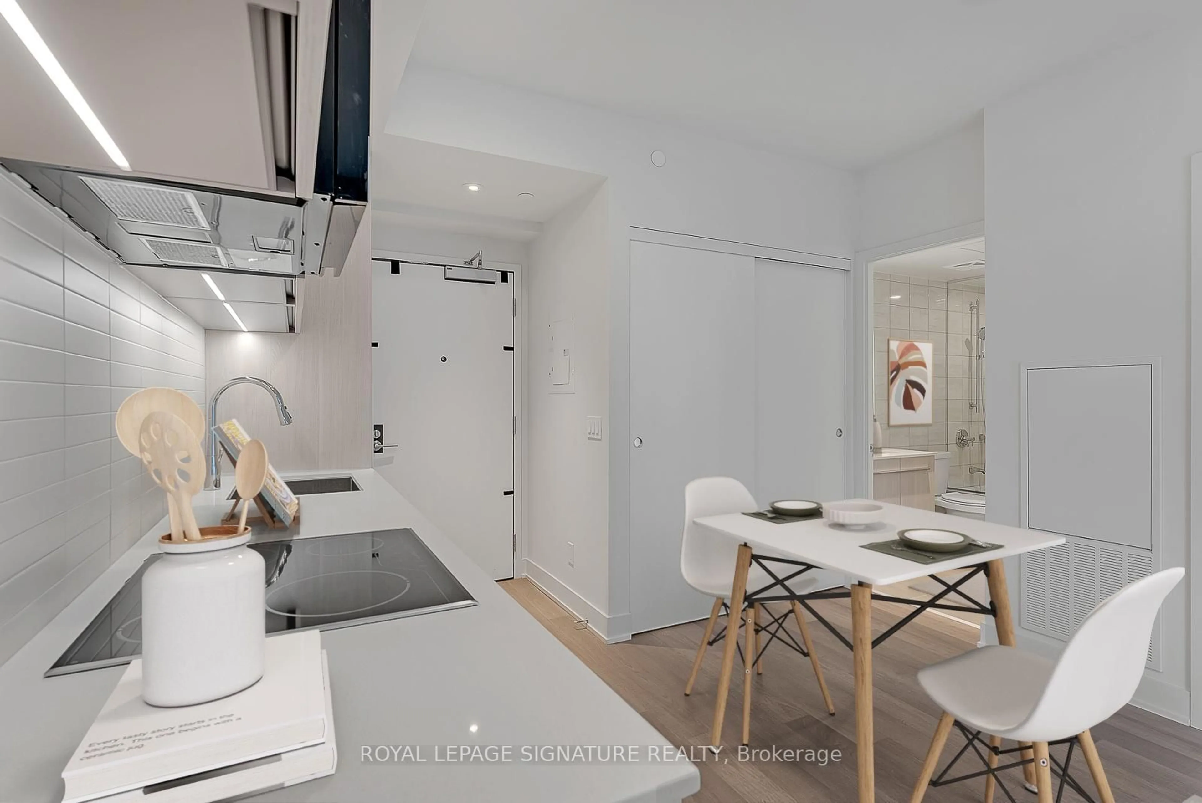 Unknown for 8 Cumberland St #2809, Toronto Ontario M4W 0B6