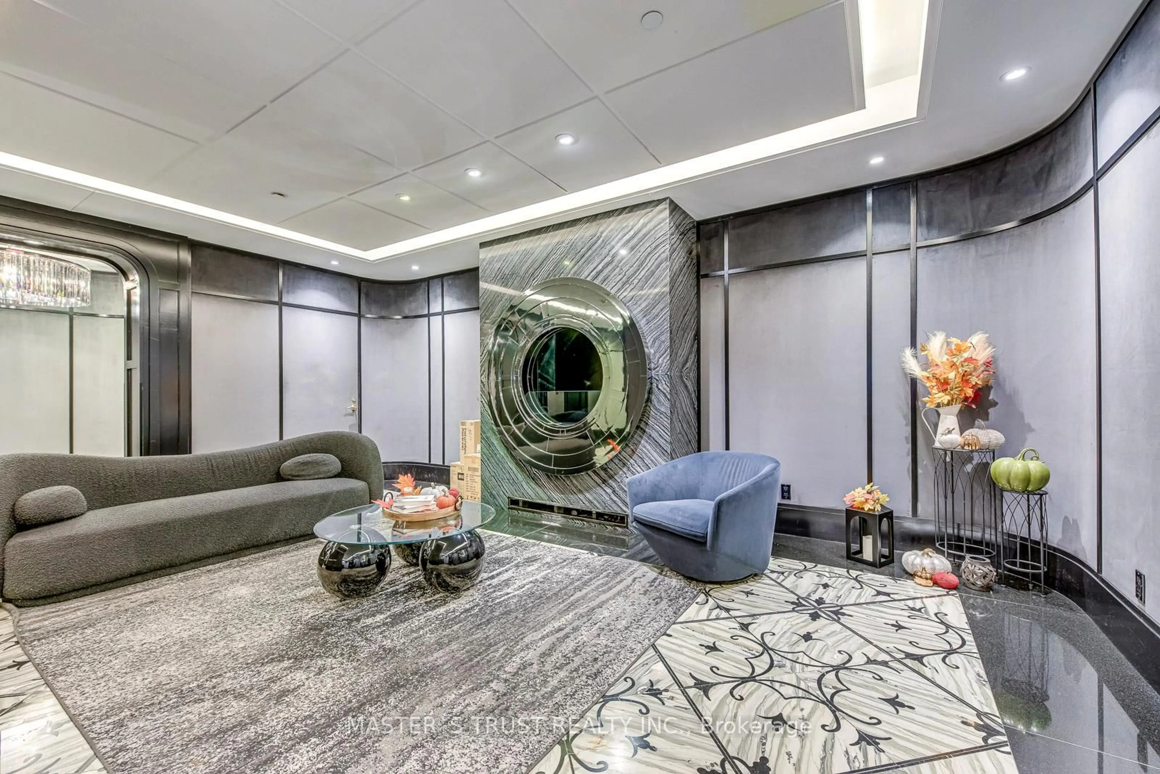 Lobby for 88 Blue Jays Way #1505, Toronto Ontario M5V 2G3