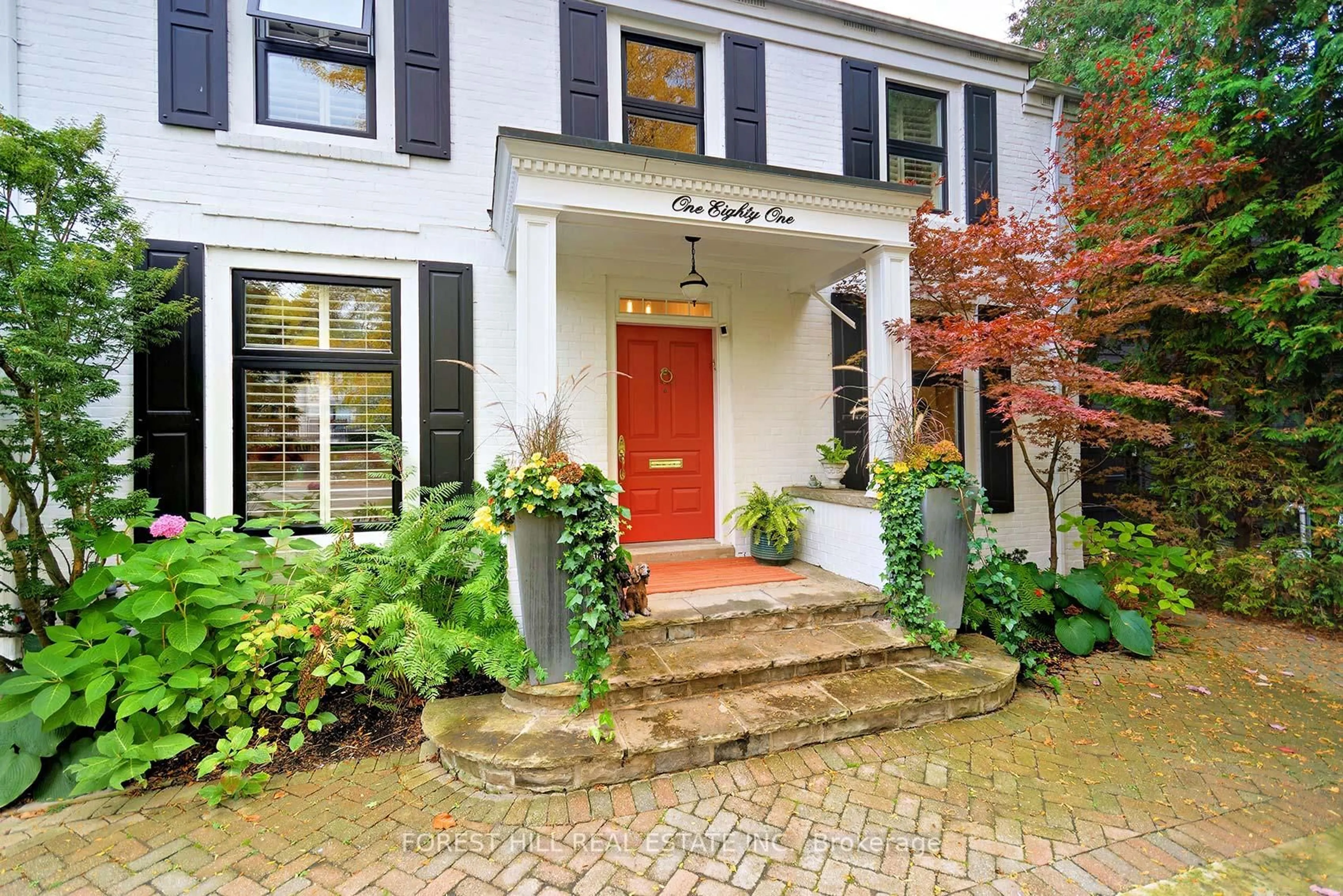 Home with brick exterior material, street for 181 Hillhurst Blvd, Toronto Ontario M5N 1P1