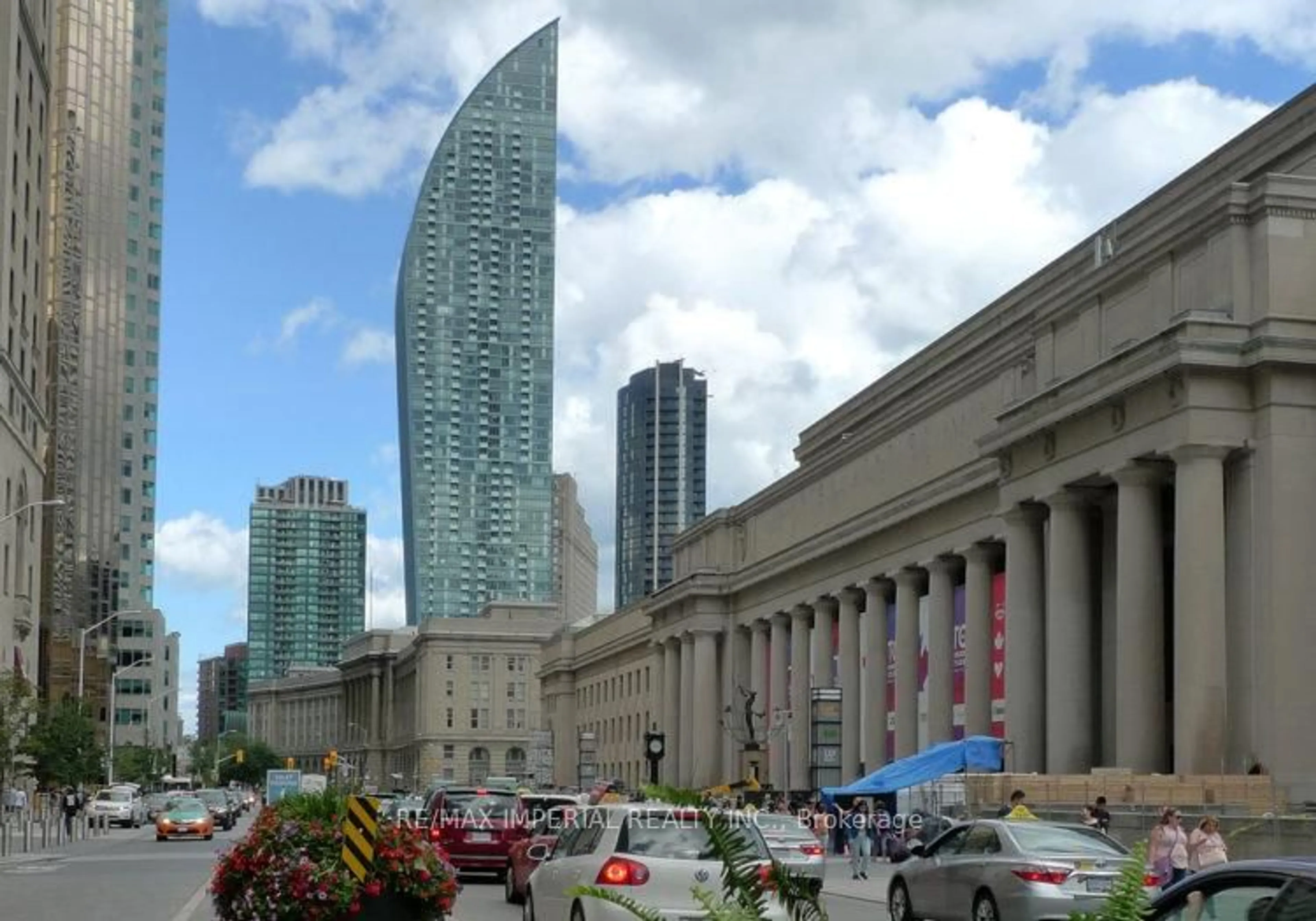 Unknown for 8 The Esplanade Ave #3304, Toronto Ontario M5E 0A6