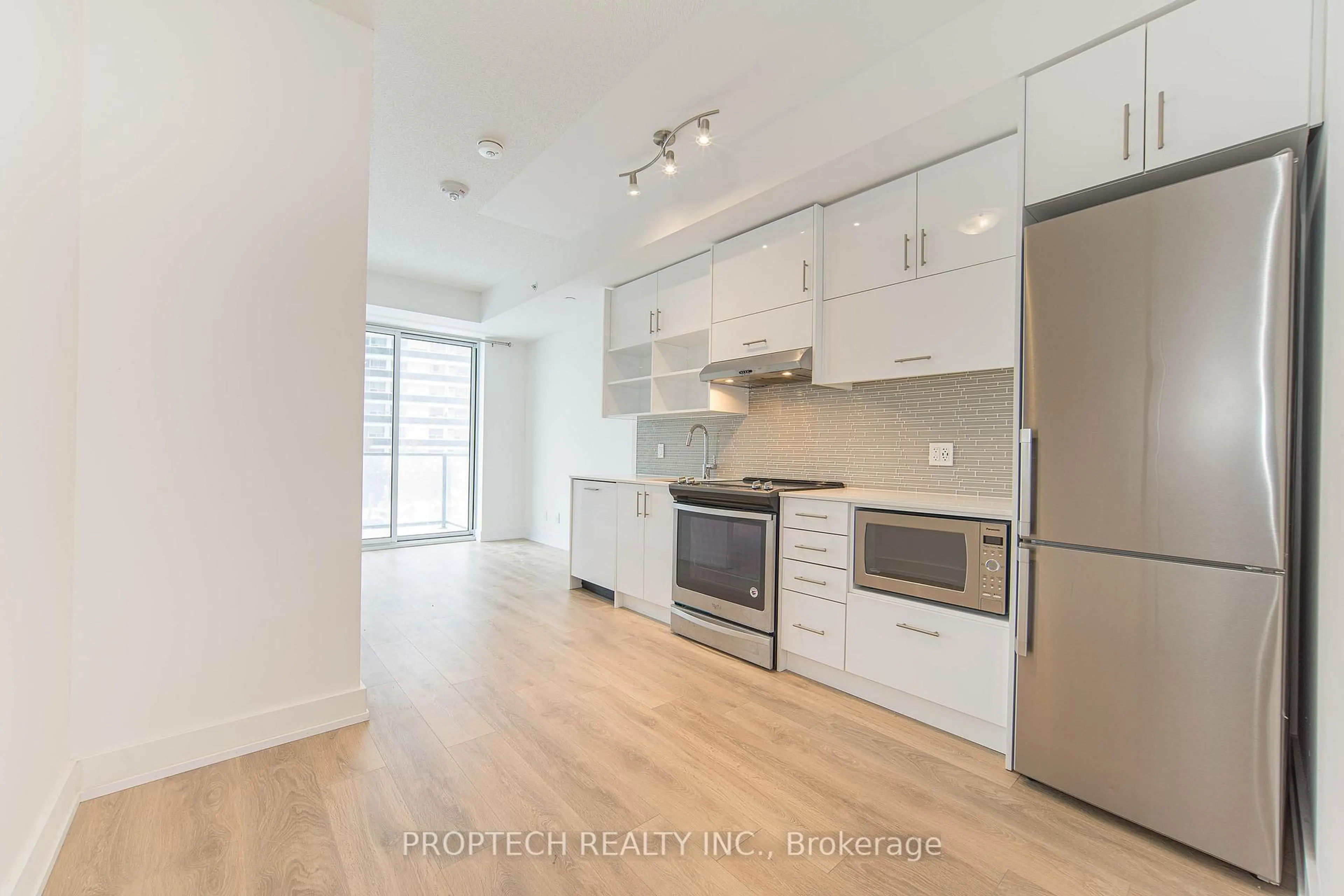 Open concept kitchen, unknown for 128 Fairview Mall Dr #207, Toronto Ontario M2J 0E8