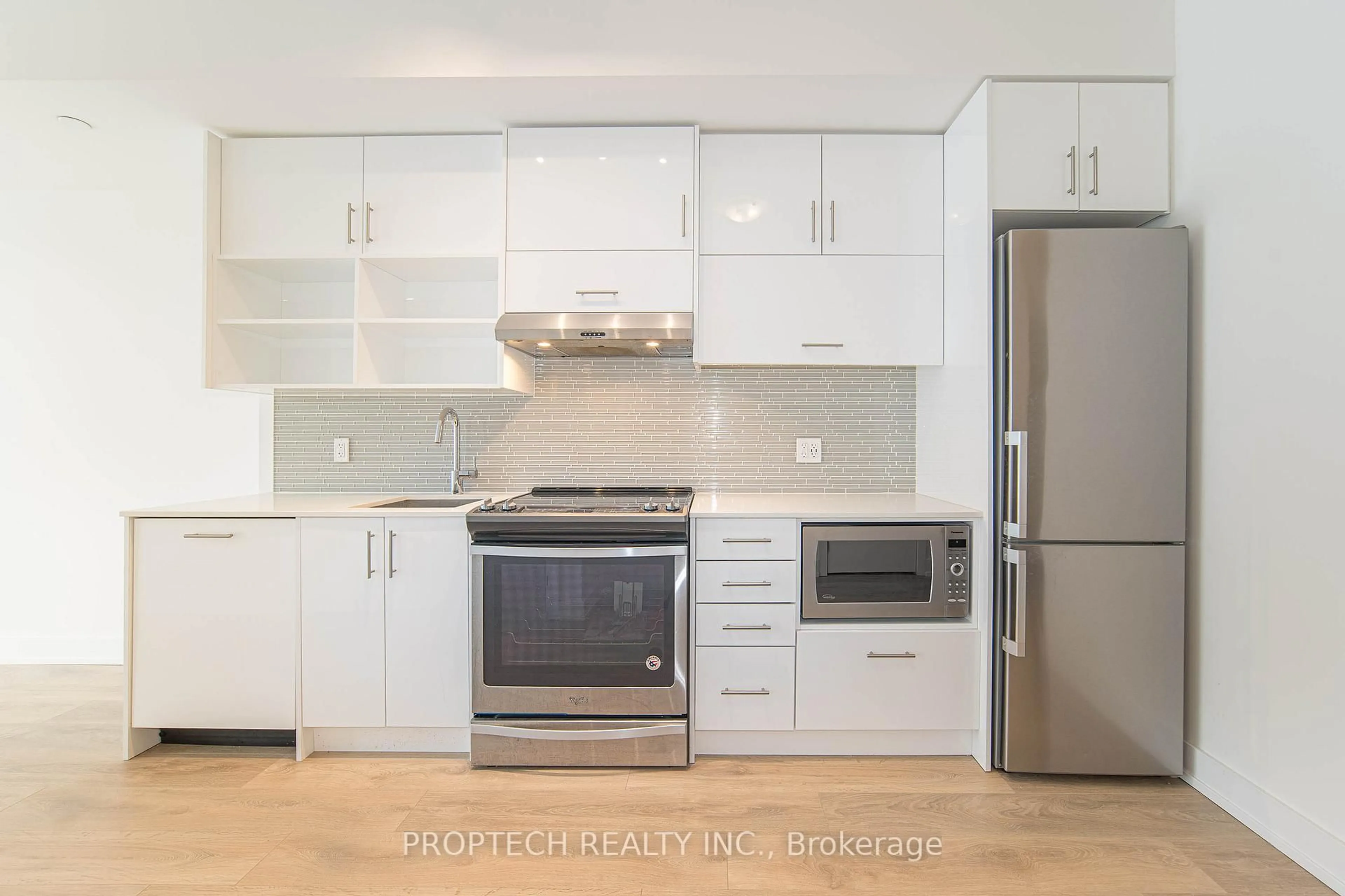 Standard kitchen, unknown for 128 Fairview Mall Dr #207, Toronto Ontario M2J 0E8