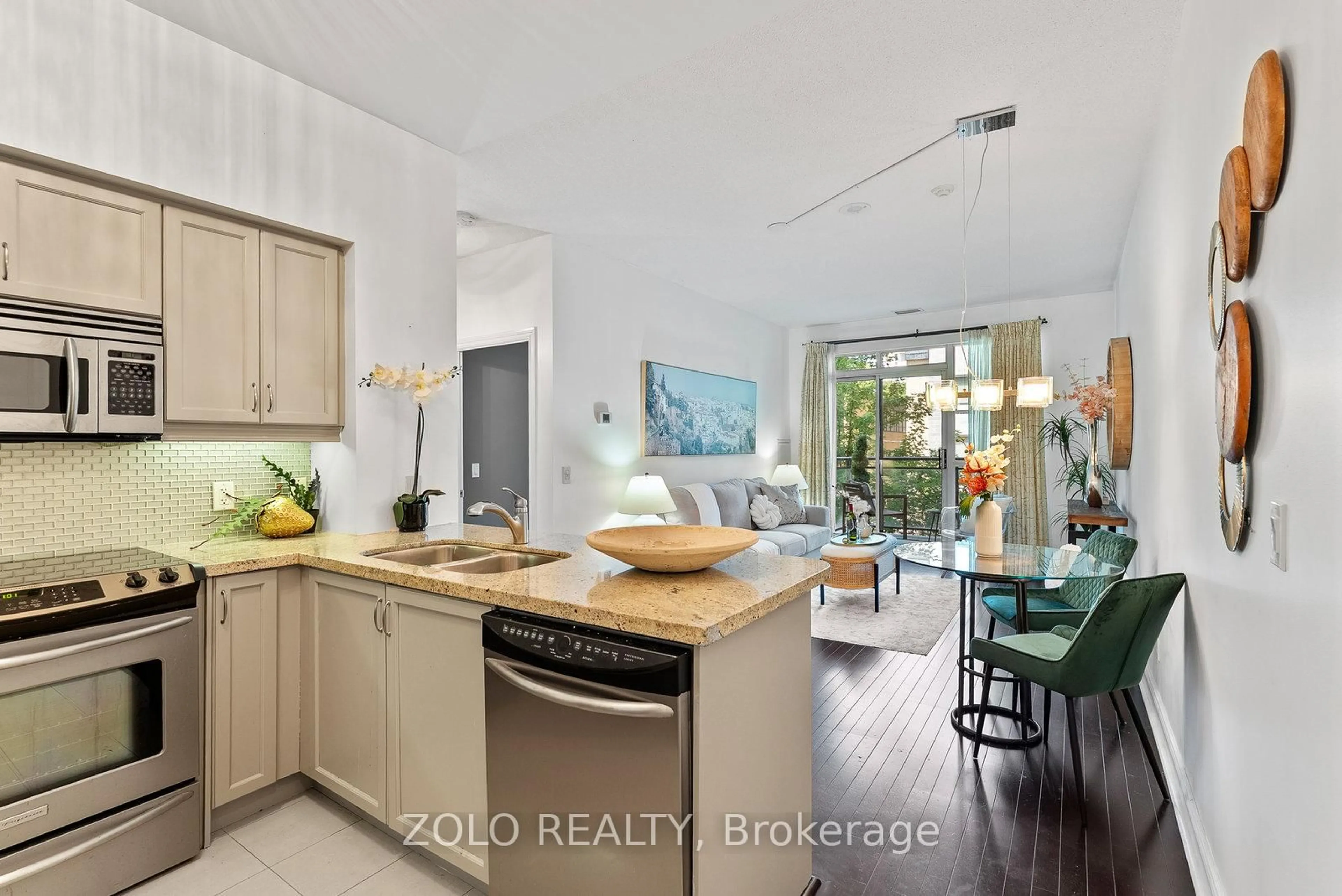 Open concept kitchen, ceramic/tile floor for 319 Merton St #113, Toronto Ontario M4S 1A5