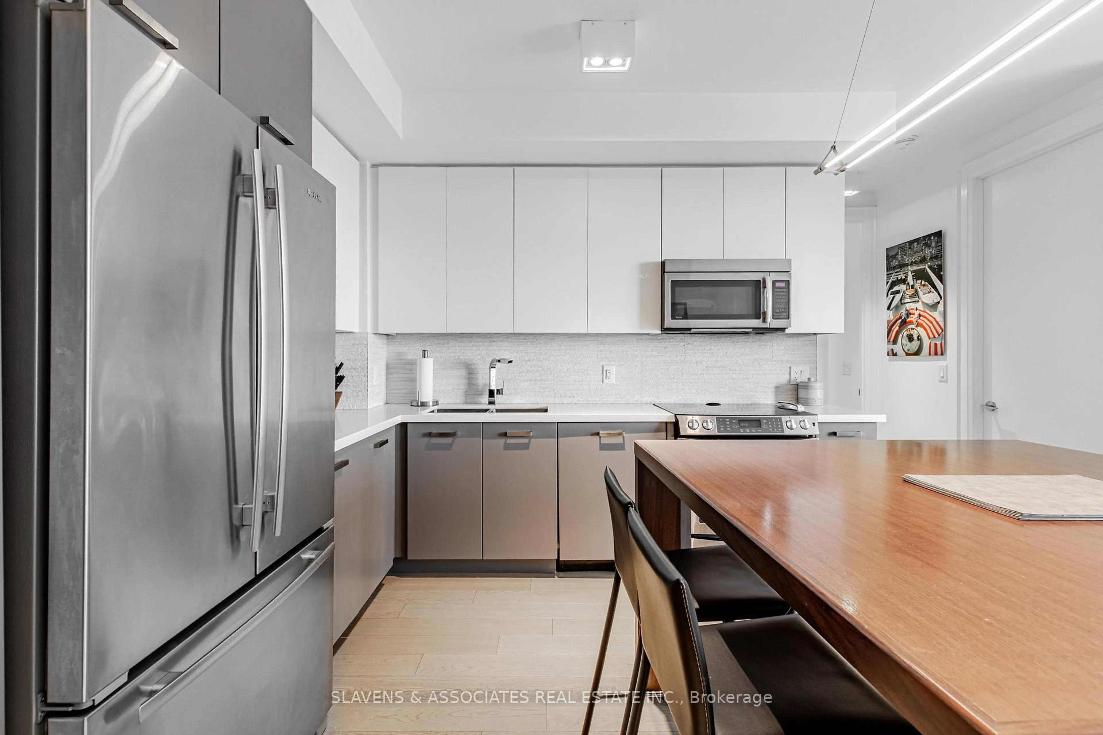 Unknown for 60 Berwick Ave #LPH01, Toronto Ontario M5P 0A3