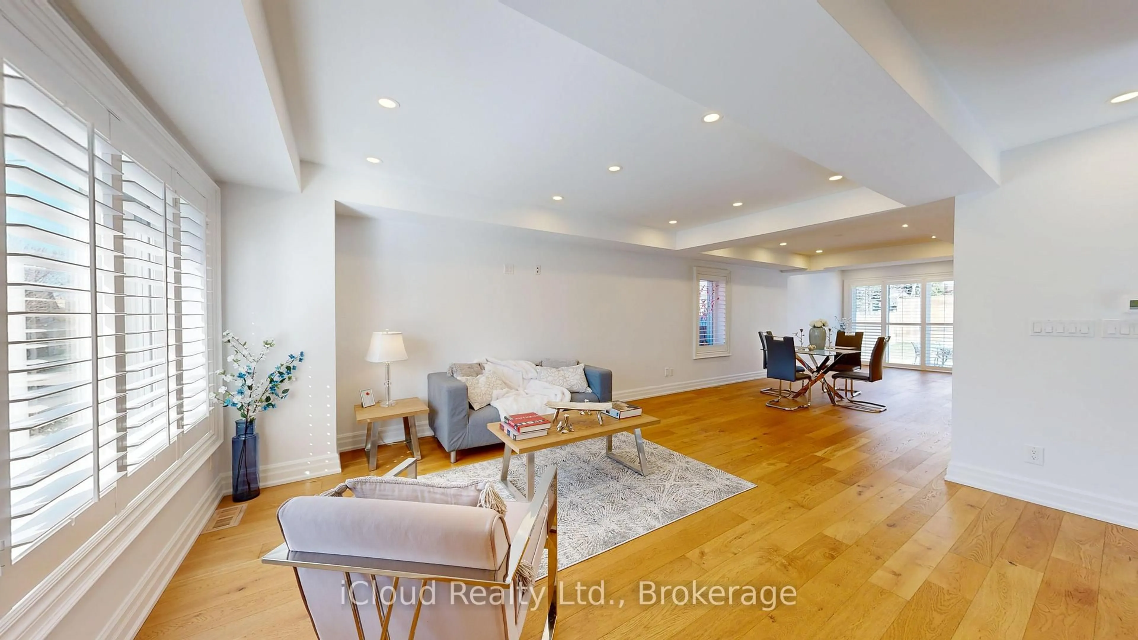 Living room with furniture, unknown for 98 Poyntz Ave, Toronto Ontario M2N 1J2