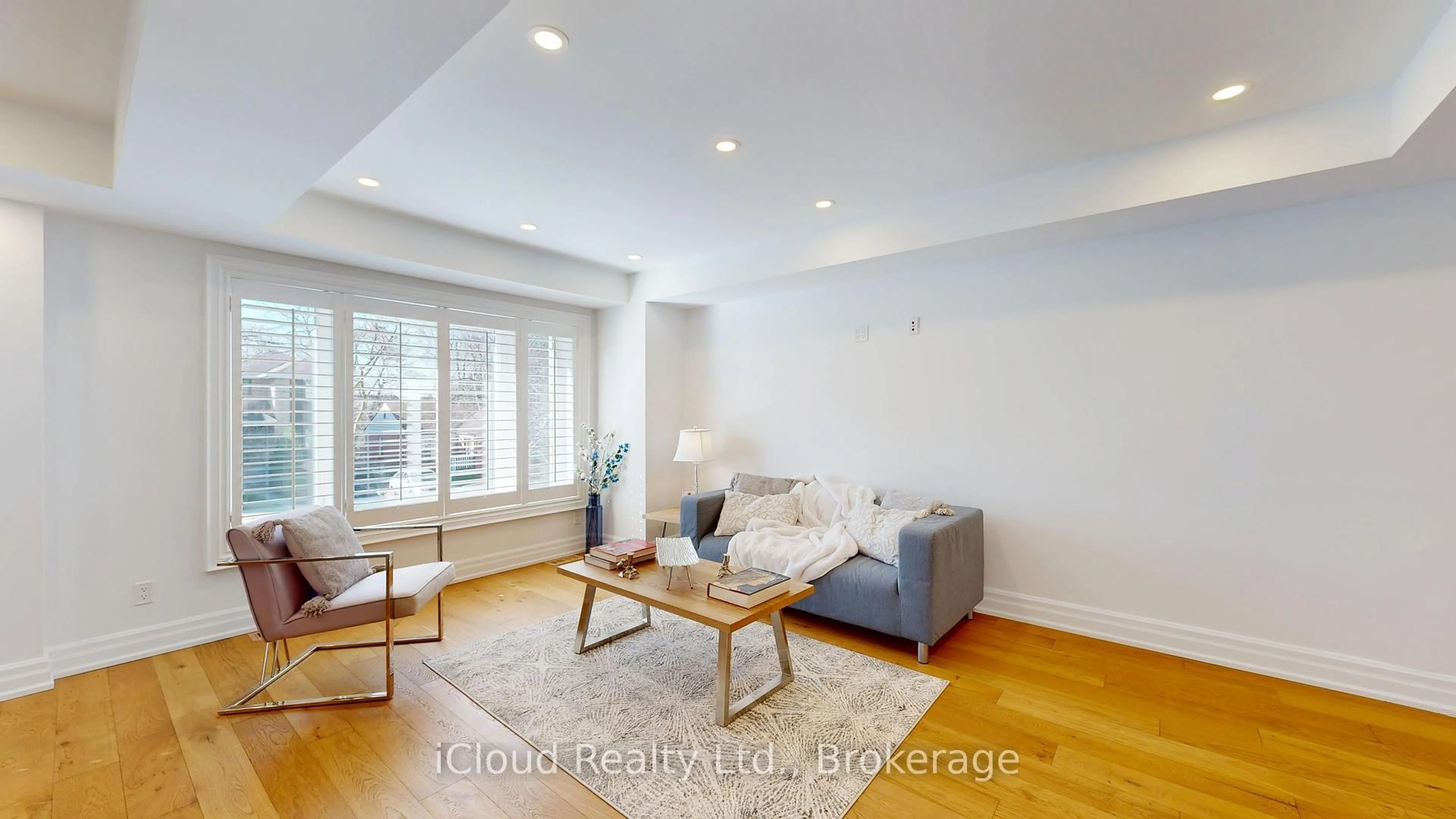 Living room with furniture, wood/laminate floor for 98 Poyntz Ave, Toronto Ontario M2N 1J2