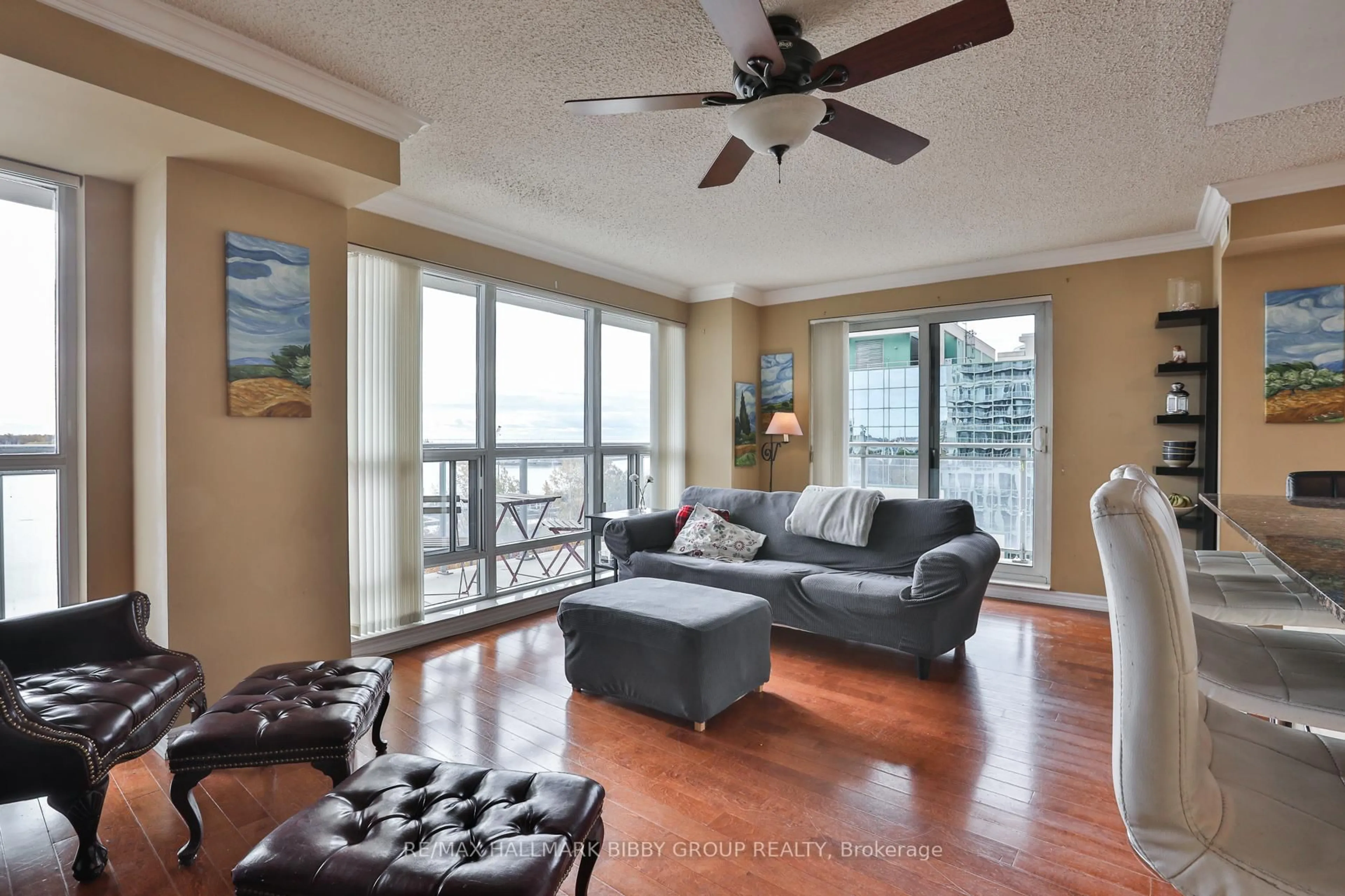 Living room with furniture, unknown for 410 Queens Quay #703, Toronto Ontario M5V 3T1