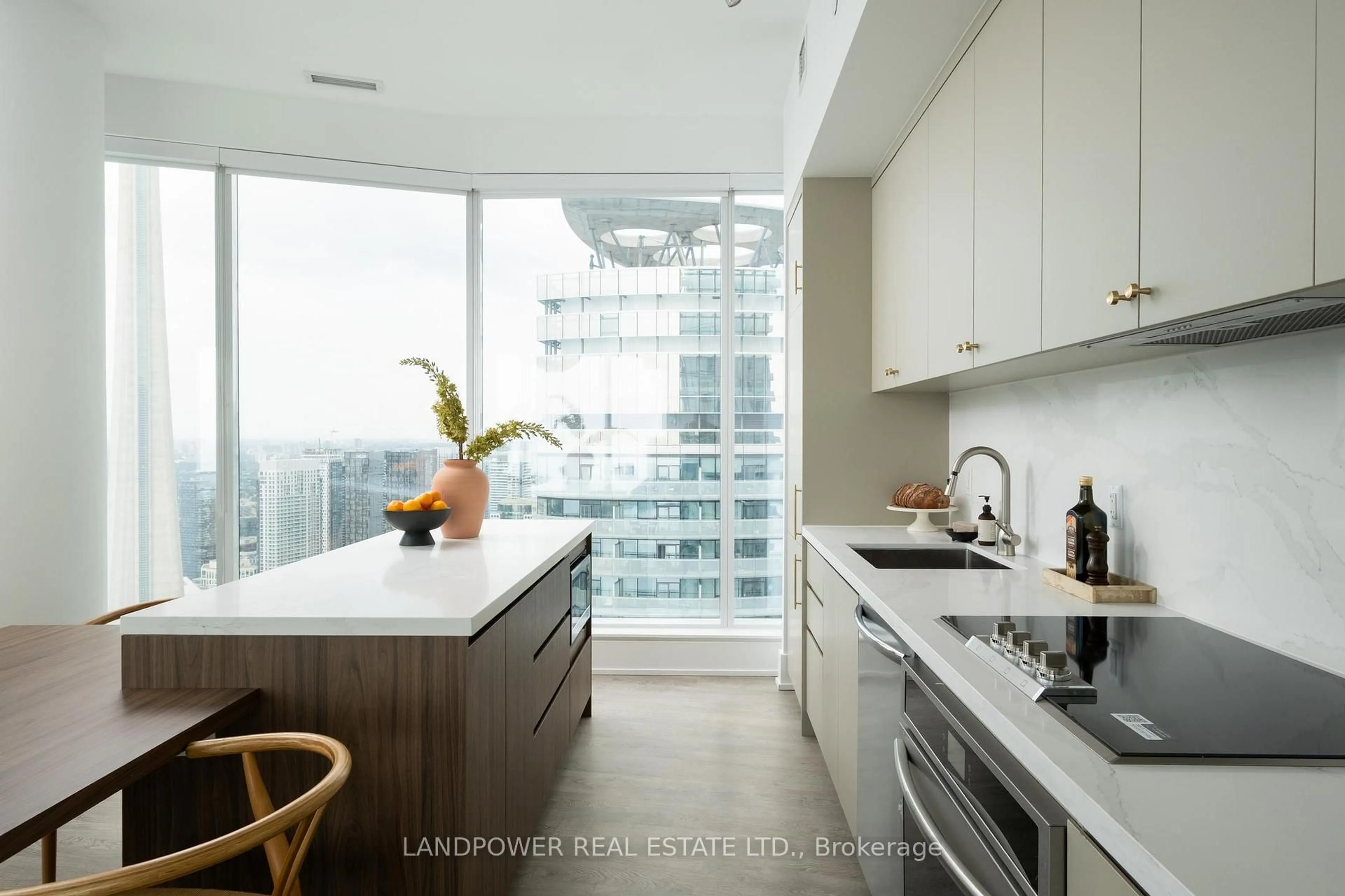 Contemporary kitchen, wood/laminate floor for 10 York St #6210, Toronto Ontario M5J 2L9
