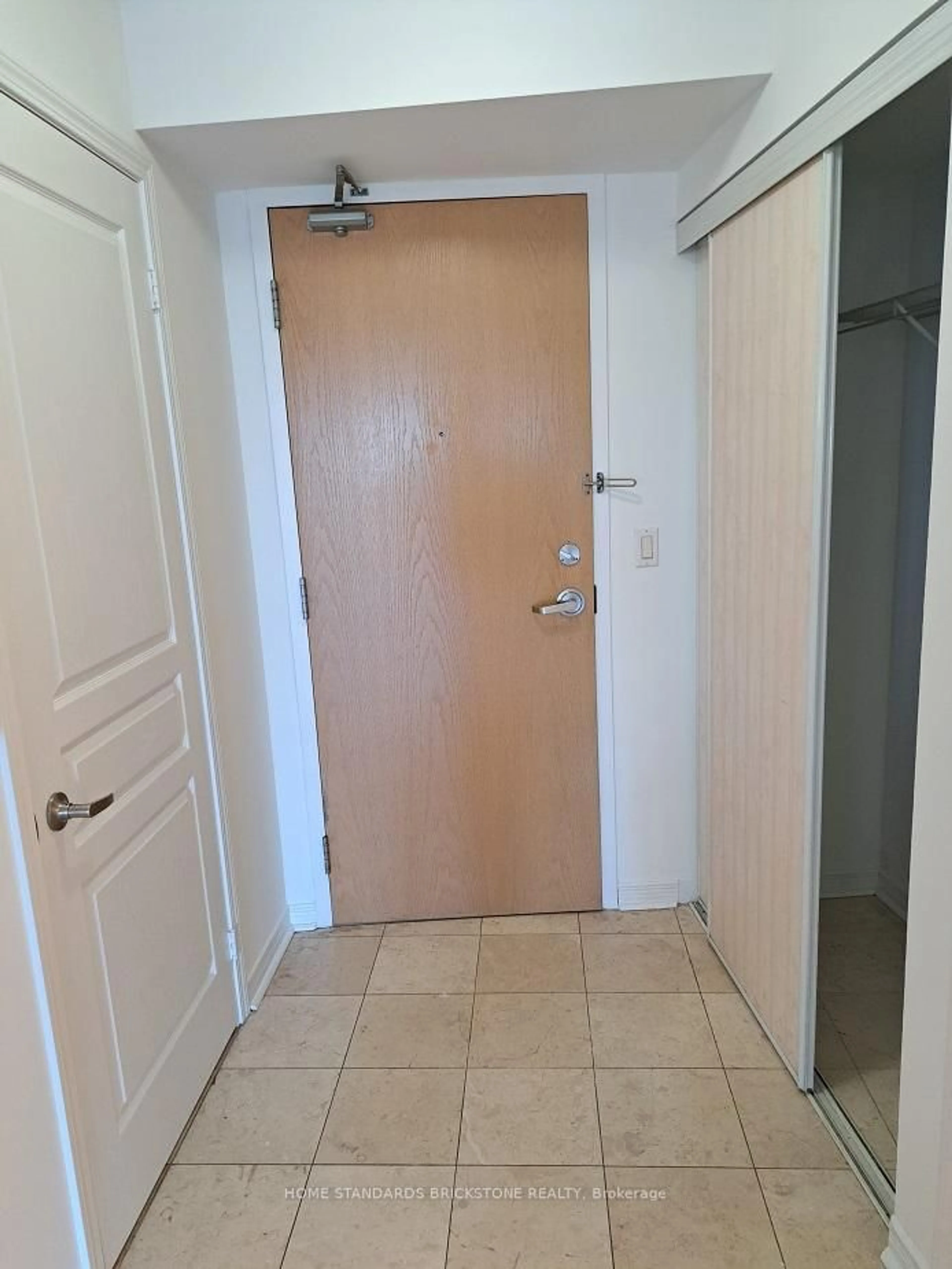 Unknown for 509 Beecroft Rd #1811, Toronto Ontario M2N 0A3