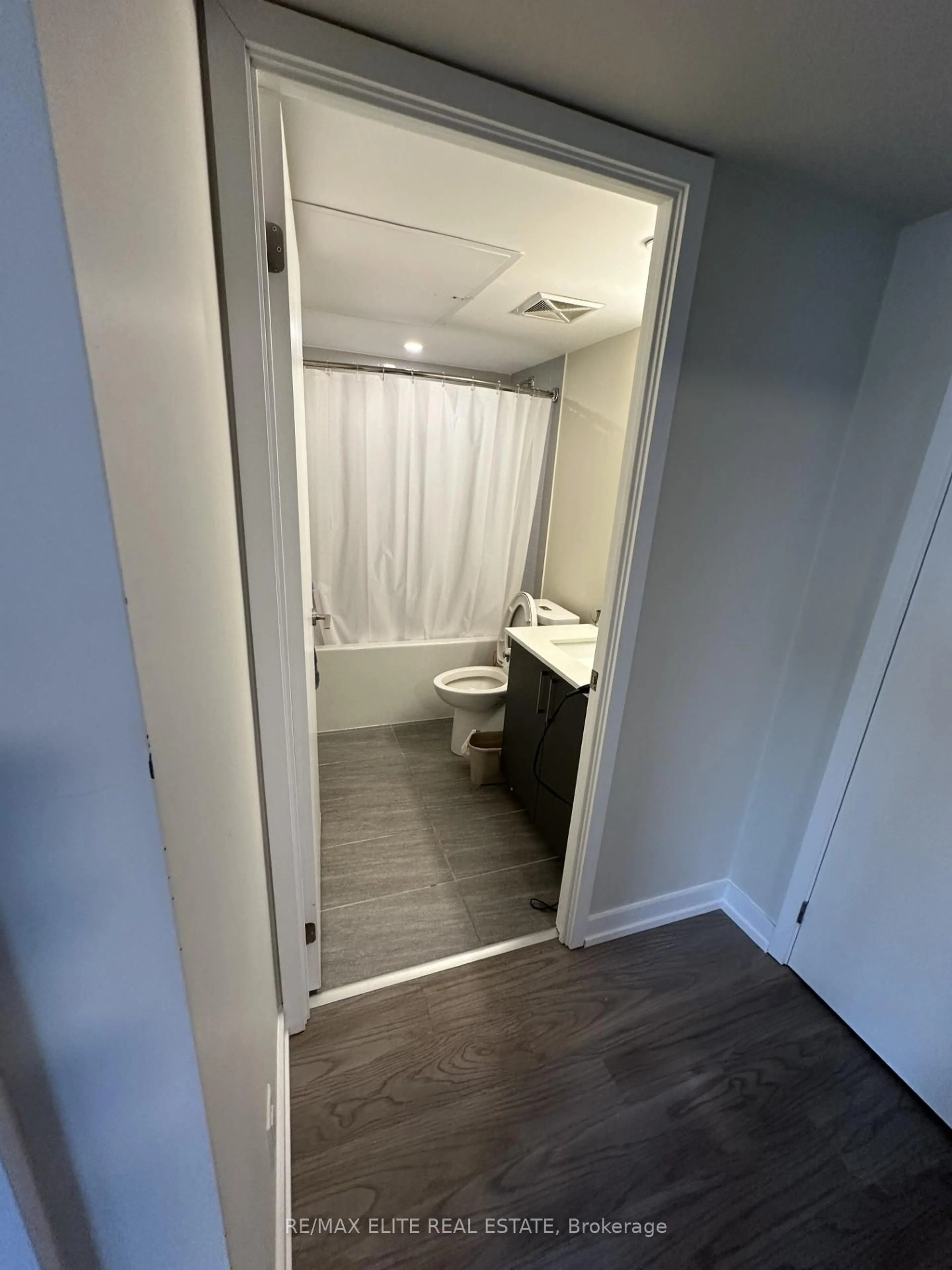 A pic of a room for 38 Monte Kwinter Crt #1202, Toronto Ontario M3H 0E2