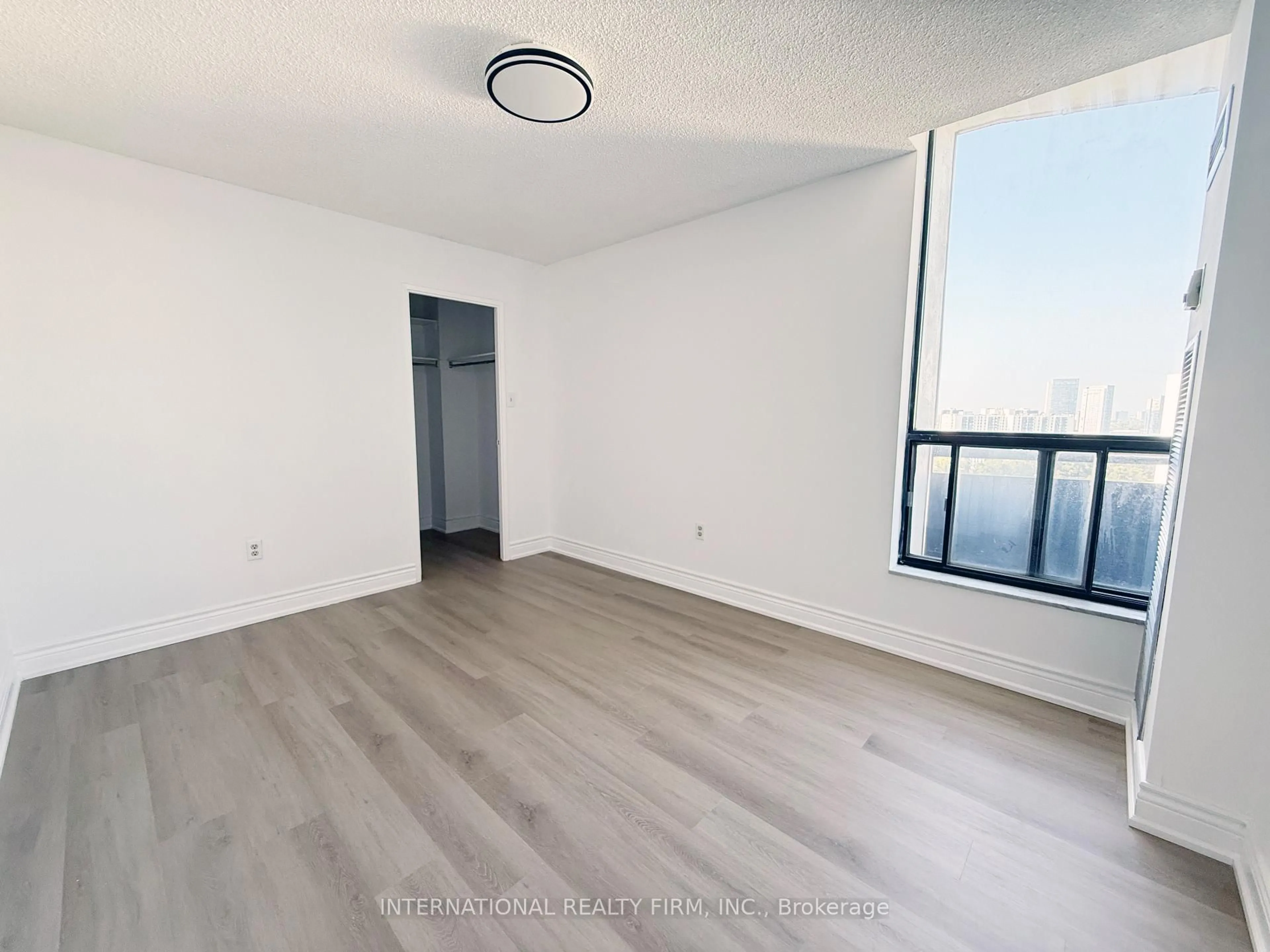 A pic of a room for 75 Graydon Hall Dr #PH03, Toronto Ontario M3A 3M5