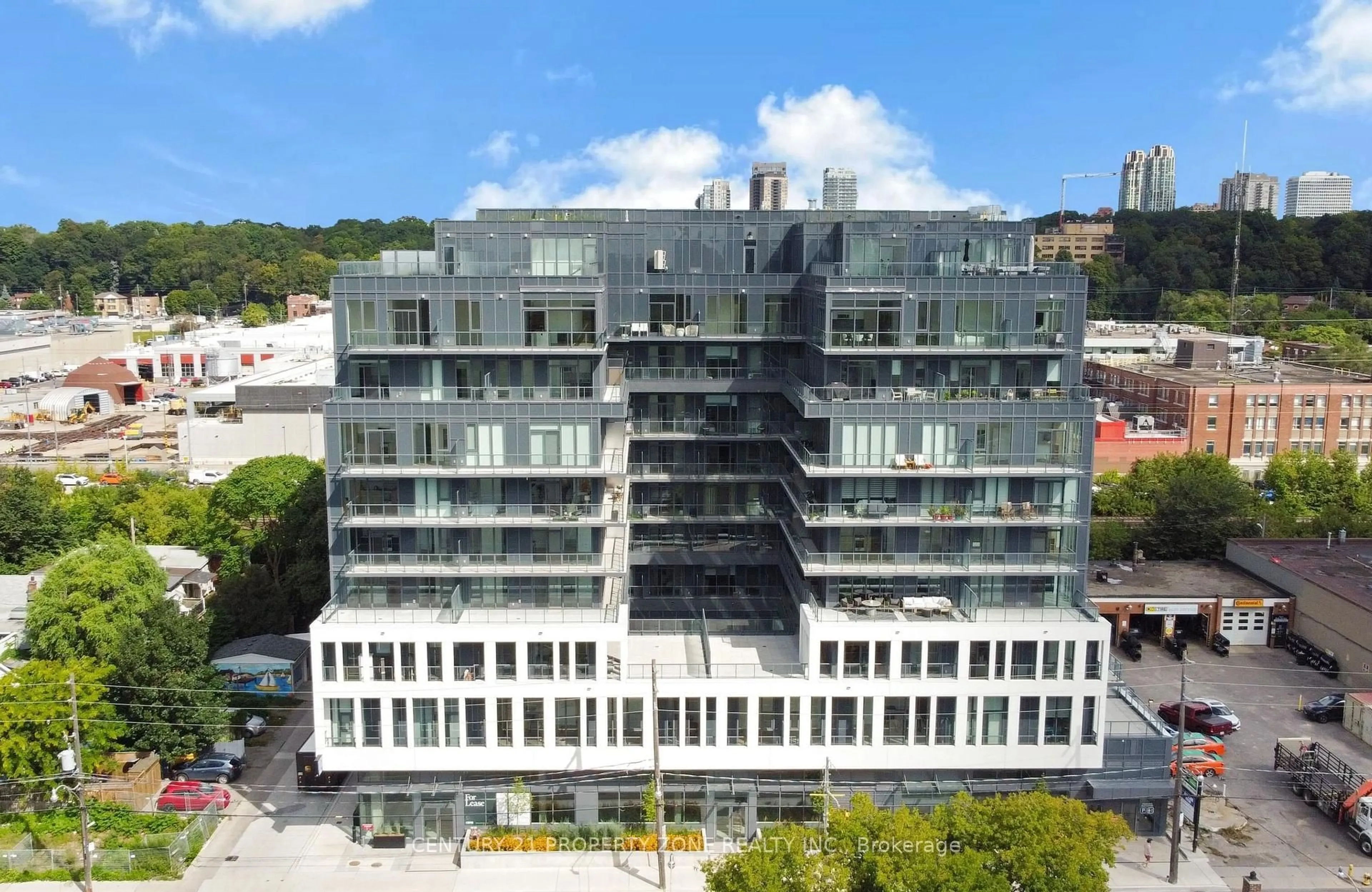 A pic from outside/outdoor area/front of a property/back of a property/a pic from drone, building for 500 Dupont St #512, Toronto Ontario M6G 0B8