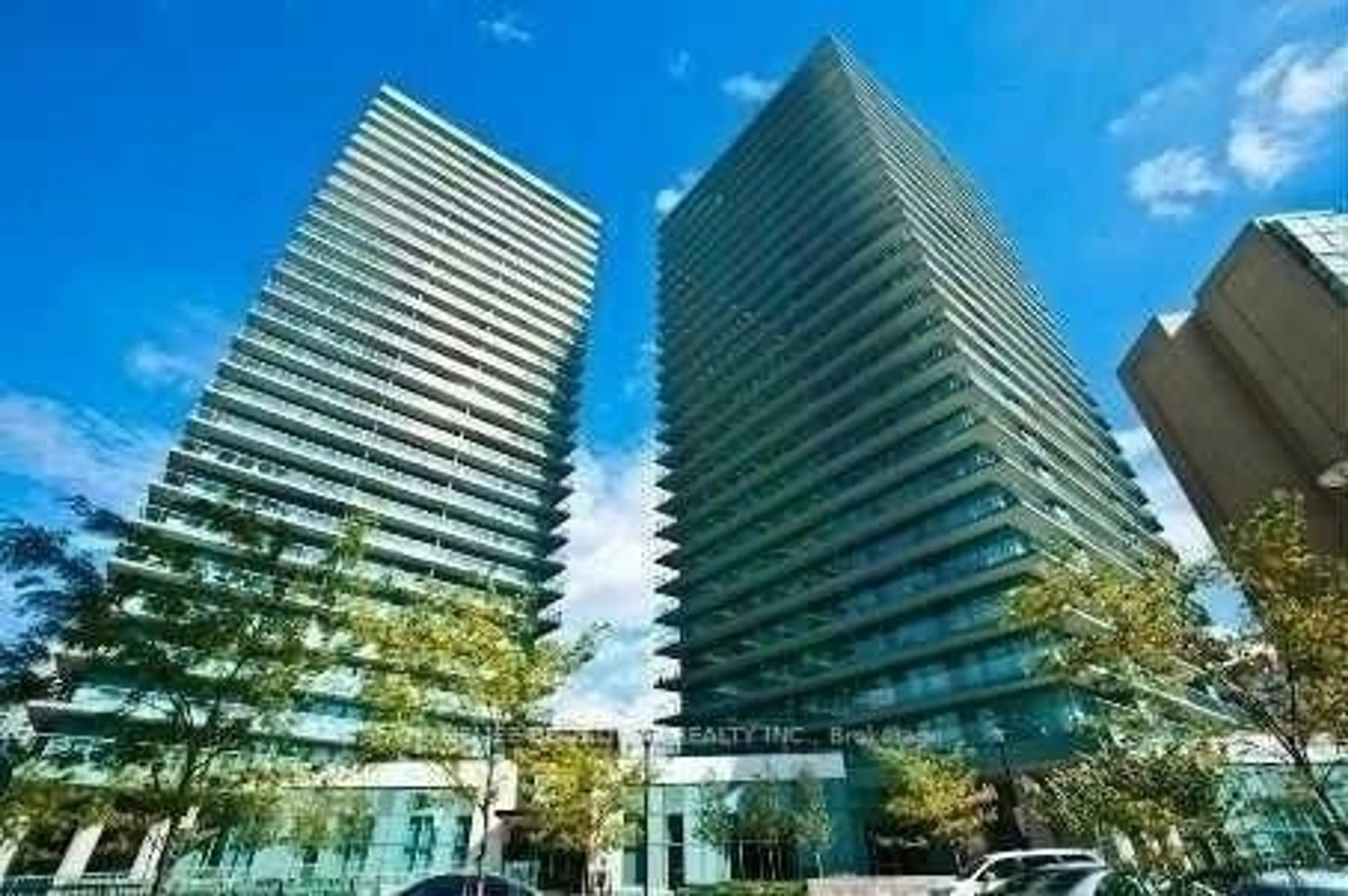 Indoor foyer for 5500 Yonge St #411, Toronto Ontario M2N 7L1