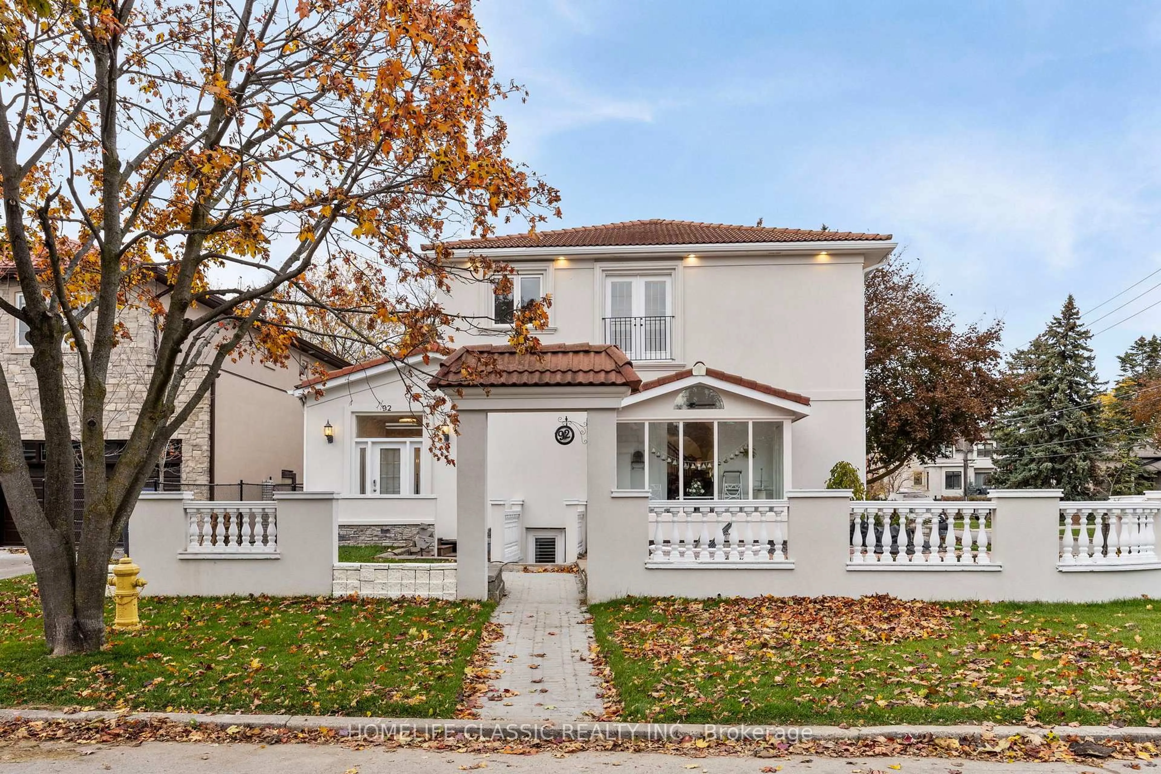 Home with vinyl exterior material, street for 92 Cocksfield Ave, Toronto Ontario M3H 3T2