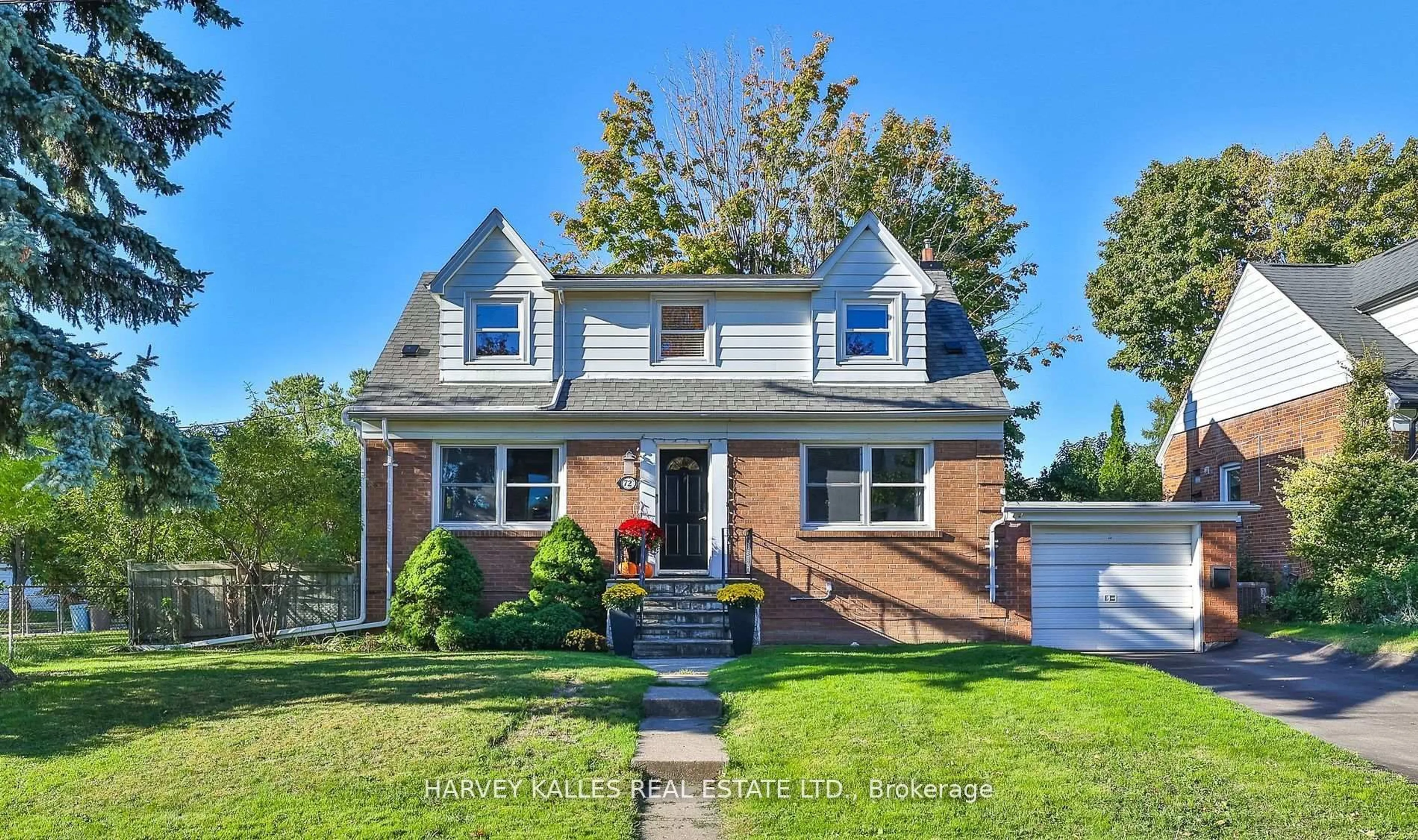 Home with brick exterior material, street for 72 Craigmore Cres, Toronto Ontario M2N 2Y7