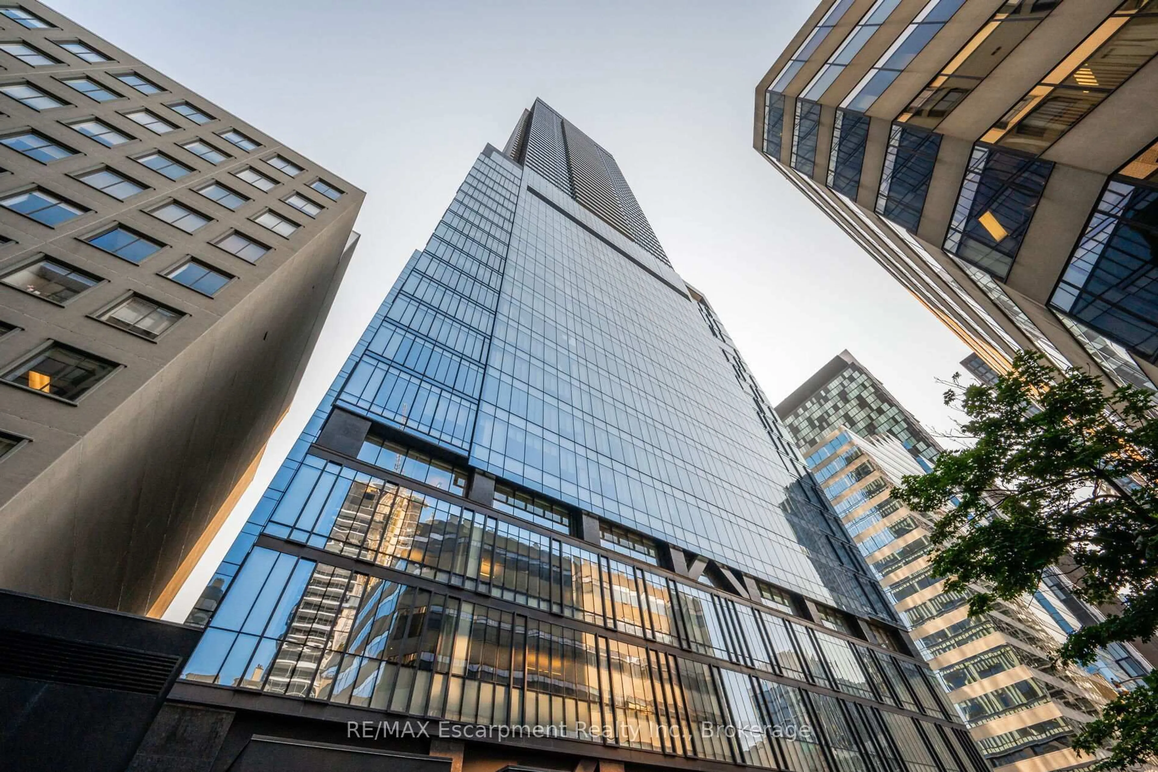 Unknown for 488 University Ave #2816, Toronto Ontario M5G 0C1