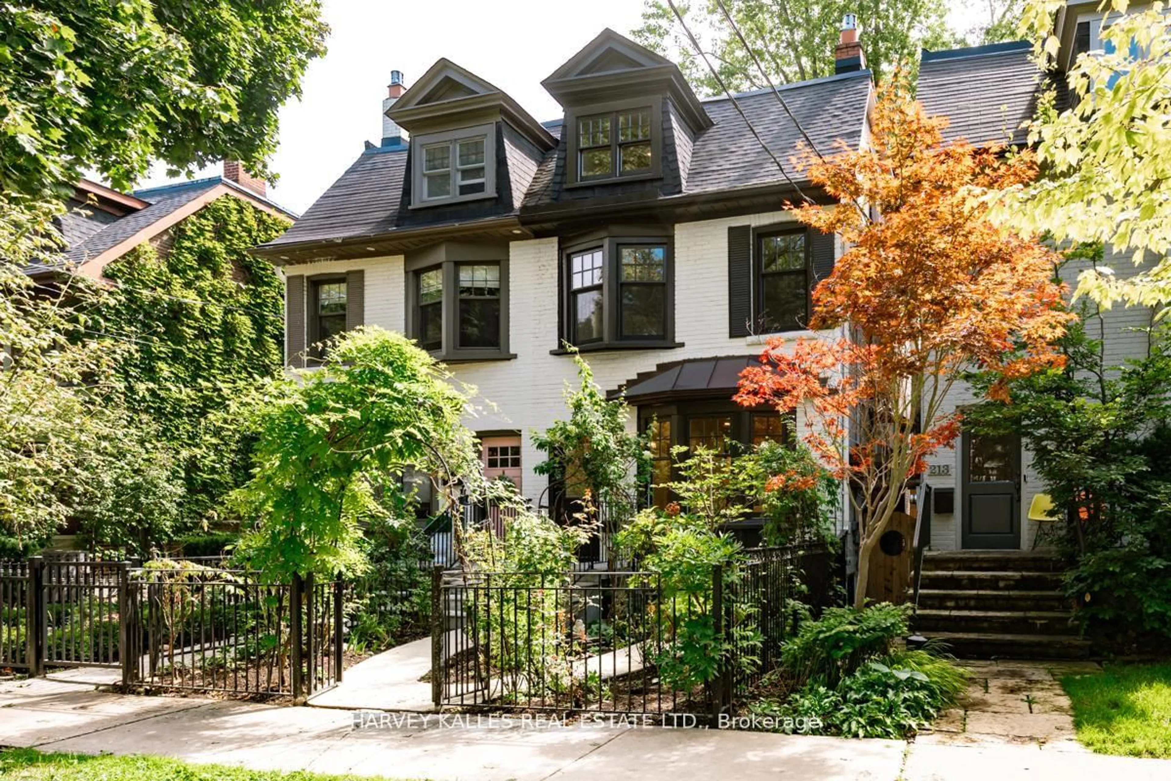 Home with brick exterior material, street for 211 Cottingham St, Toronto Ontario M4V 1C4