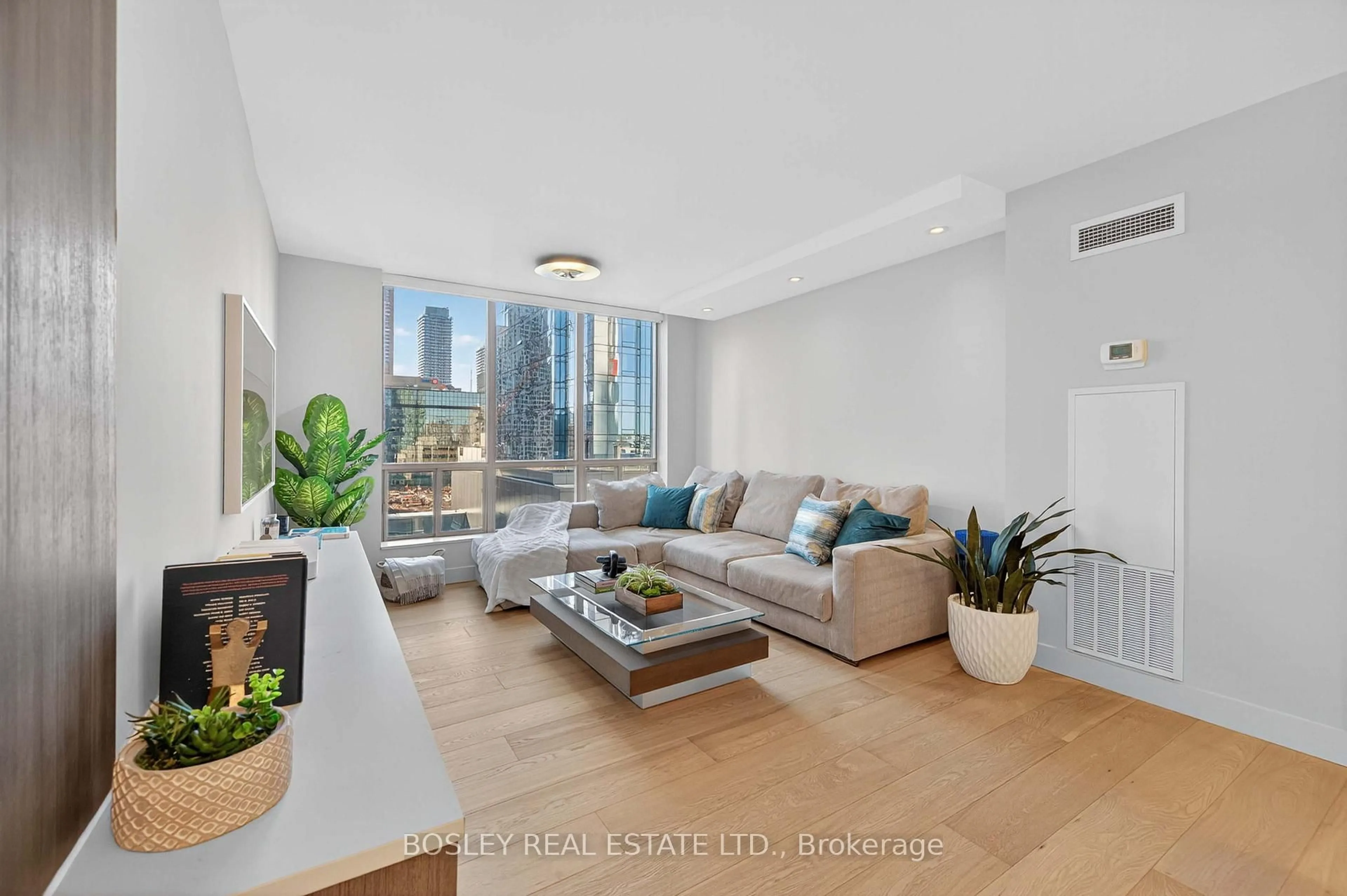 Living room with furniture, unknown for 40 Scollard St #1502, Toronto Ontario M5R 3S1