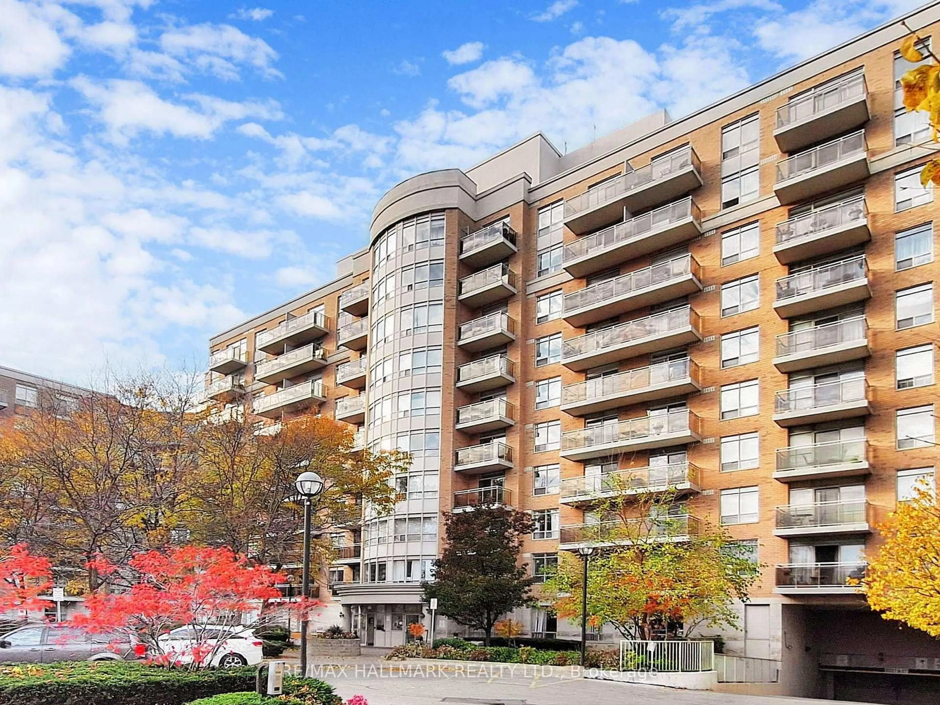 Unknown for 650 Lawrence Ave #214, Toronto Ontario M6A 3E8